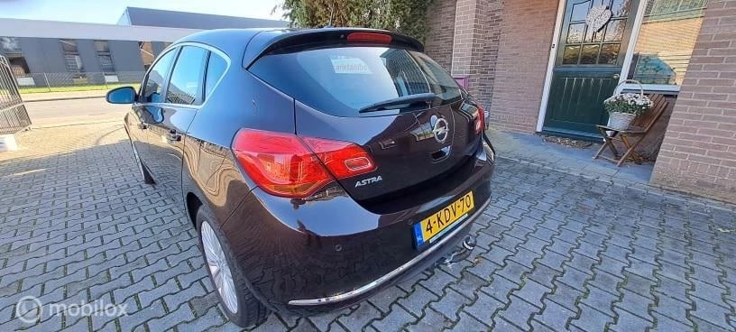 Hoofdafbeelding Opel Astra