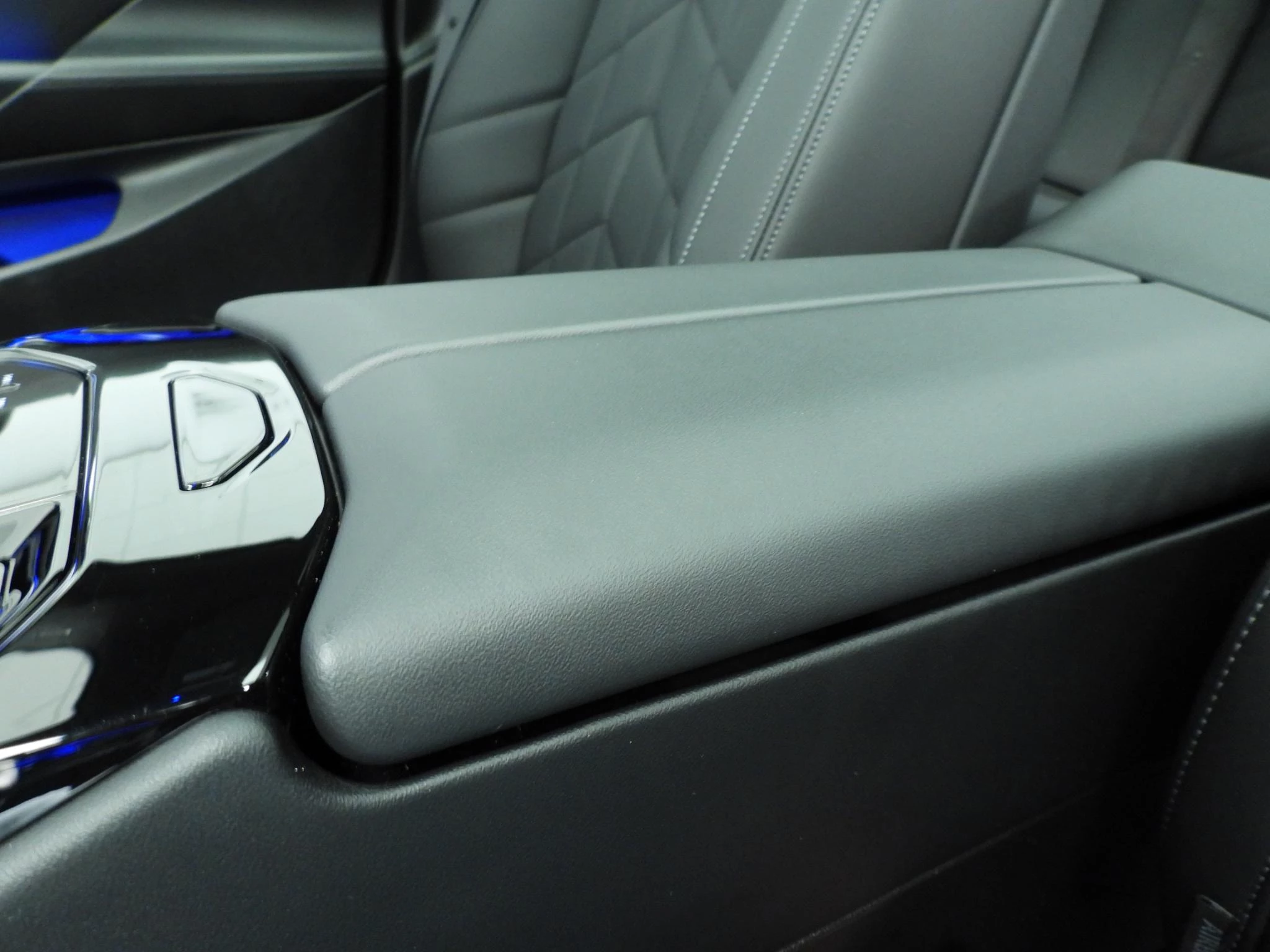Hoofdafbeelding BMW i5