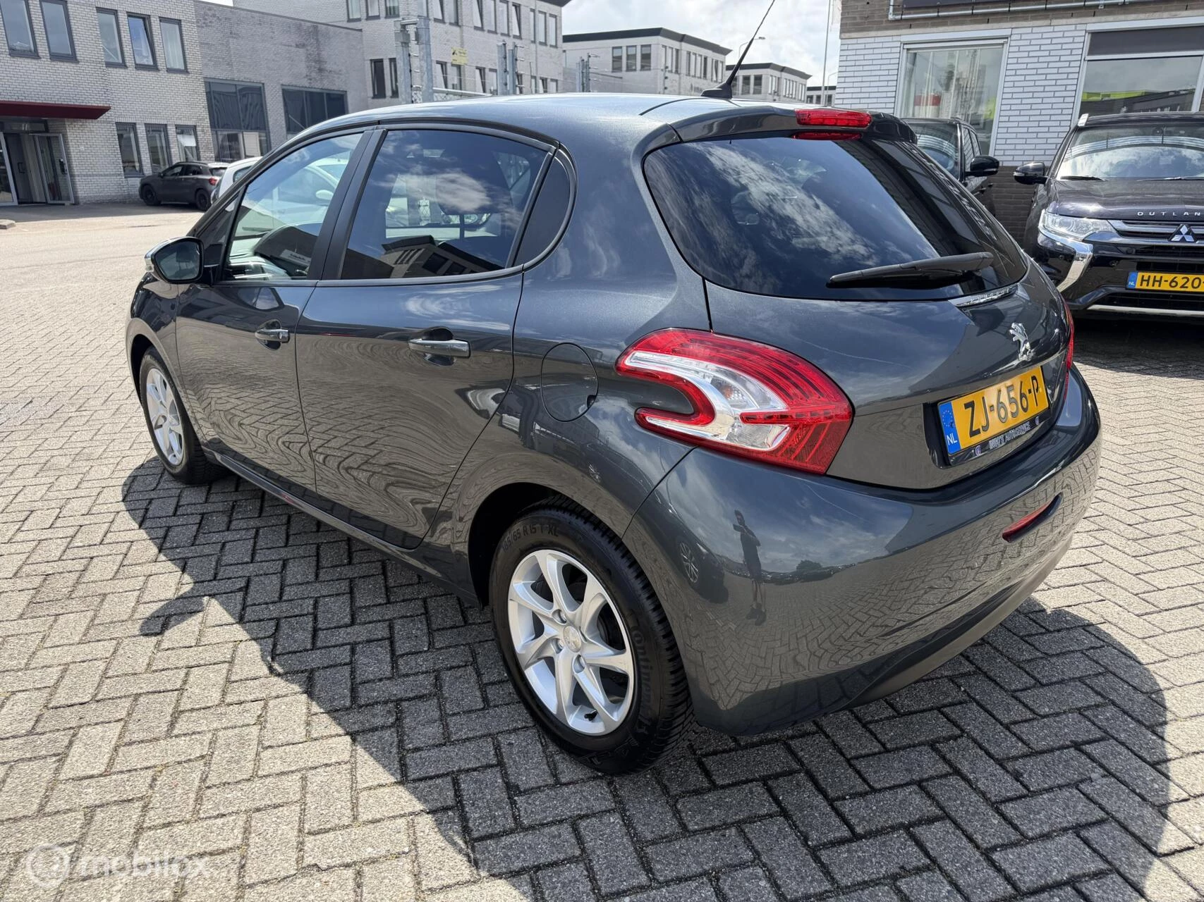 Hoofdafbeelding Peugeot 208