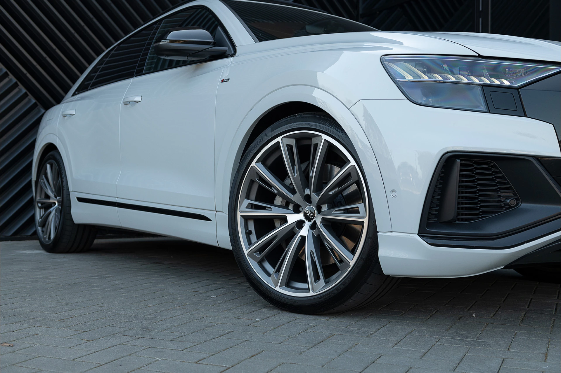 Hoofdafbeelding Audi Q8
