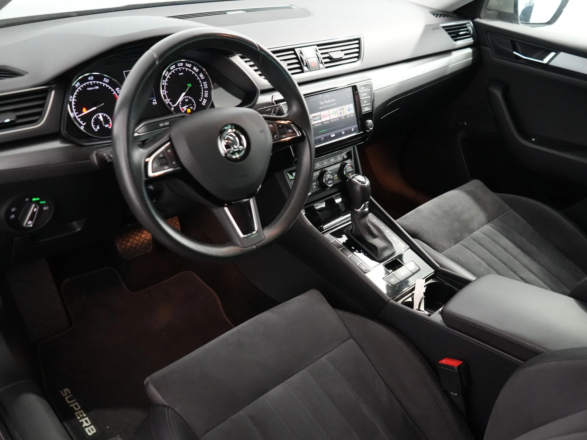 Hoofdafbeelding Škoda Superb
