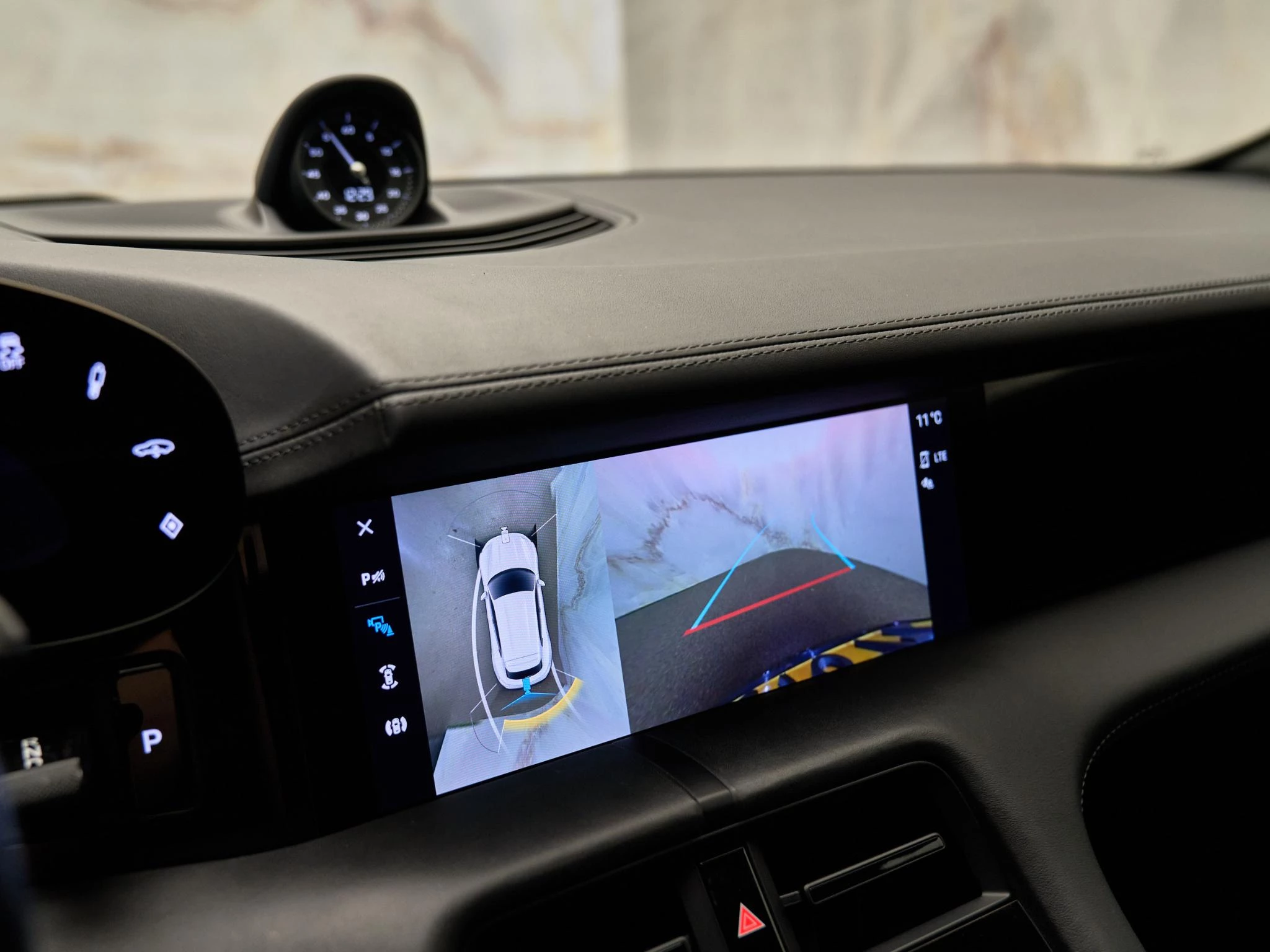 Hoofdafbeelding Porsche Taycan