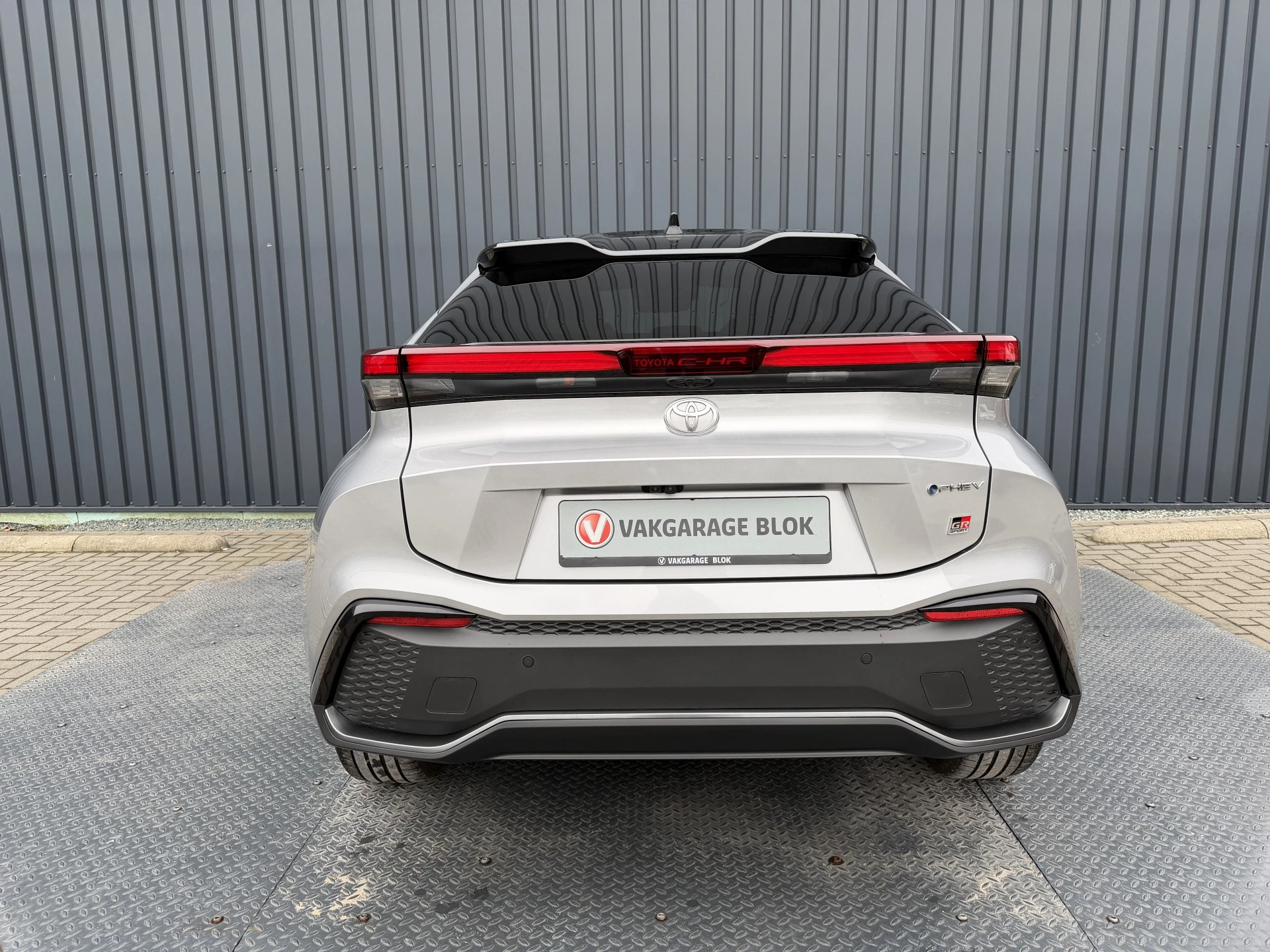 Hoofdafbeelding Toyota C-HR