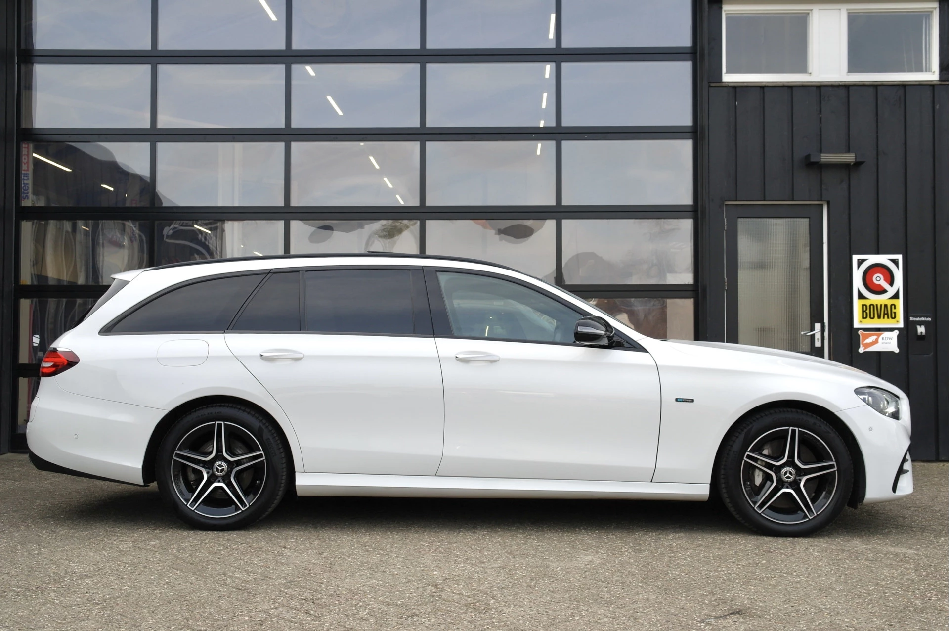 Hoofdafbeelding Mercedes-Benz E-Klasse