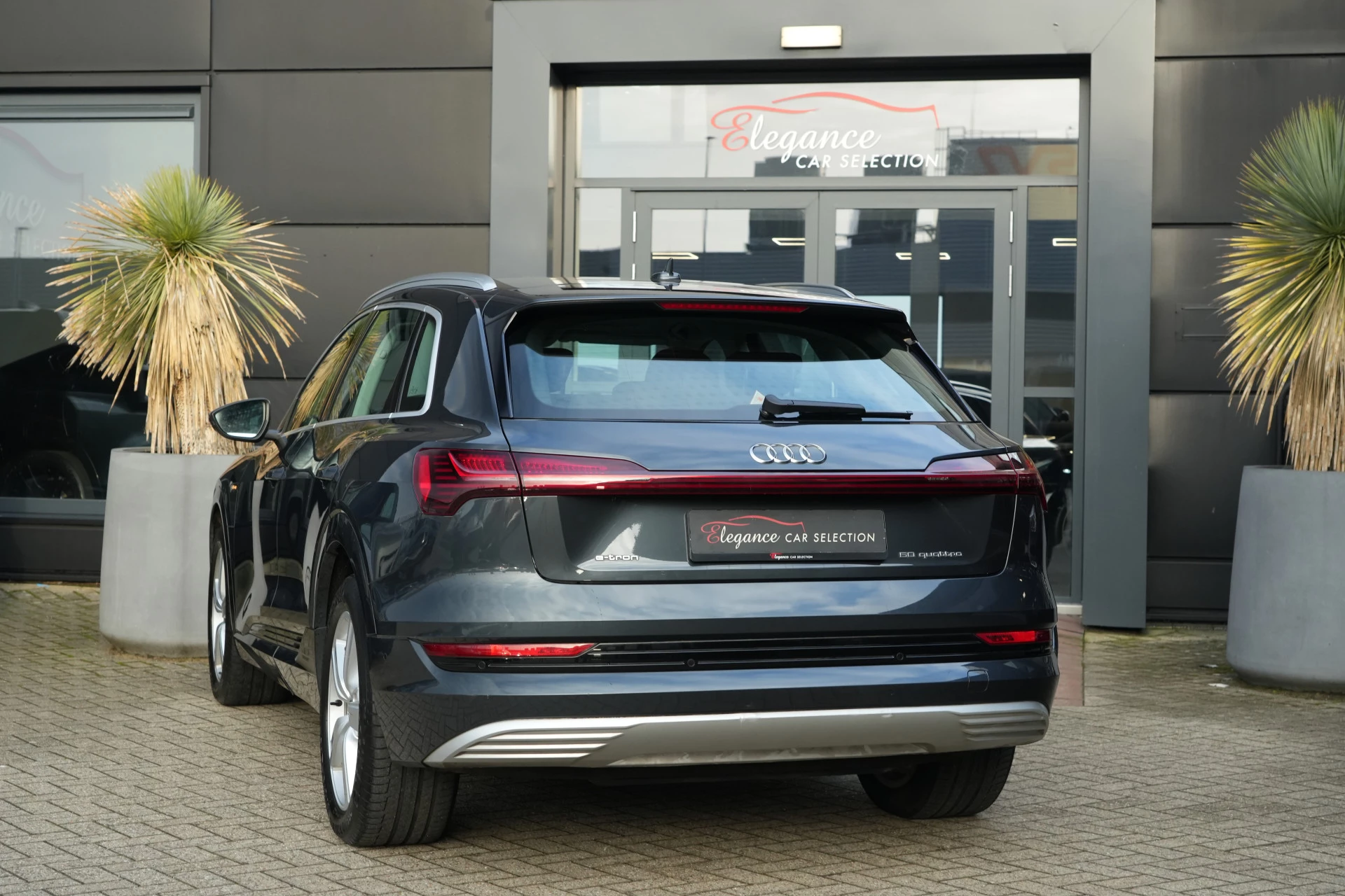 Hoofdafbeelding Audi e-tron