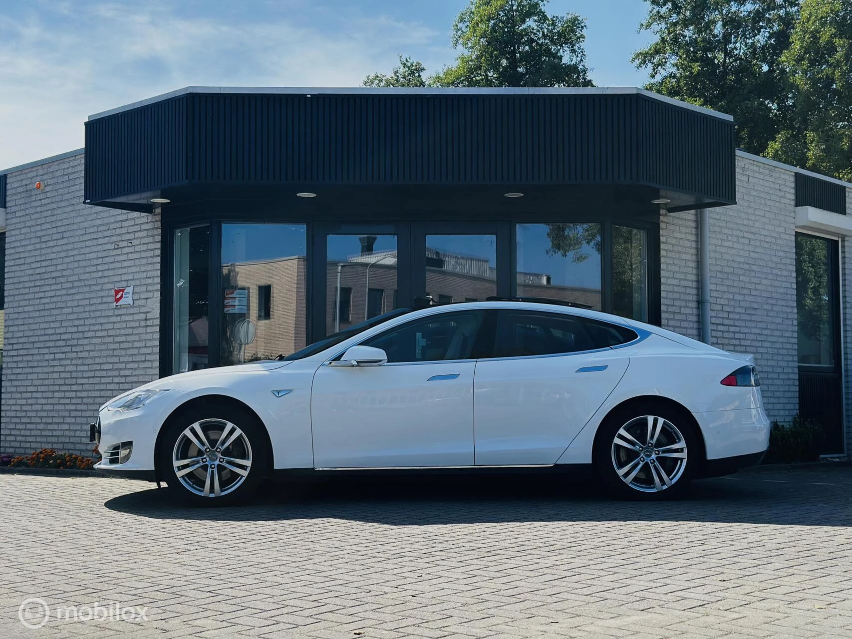 Hoofdafbeelding Tesla Model S