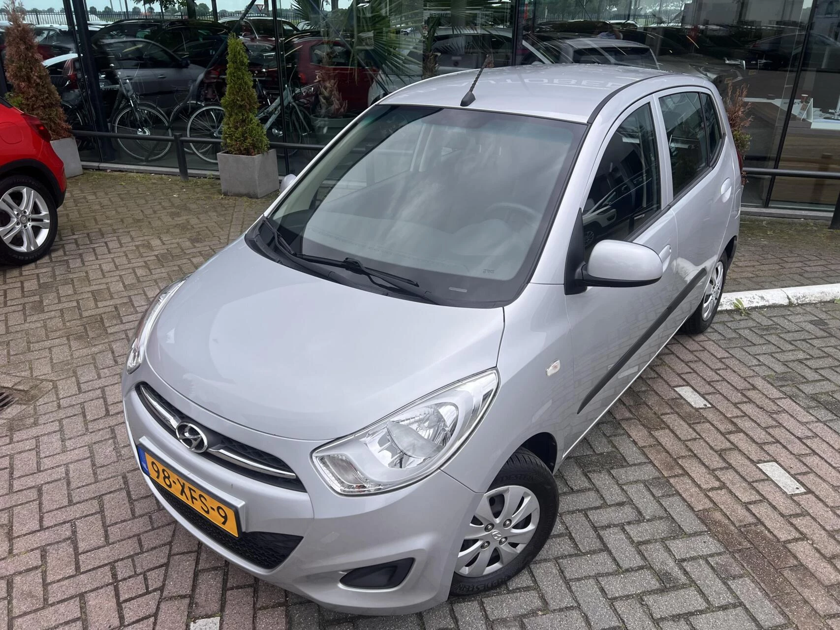 Hoofdafbeelding Hyundai i10