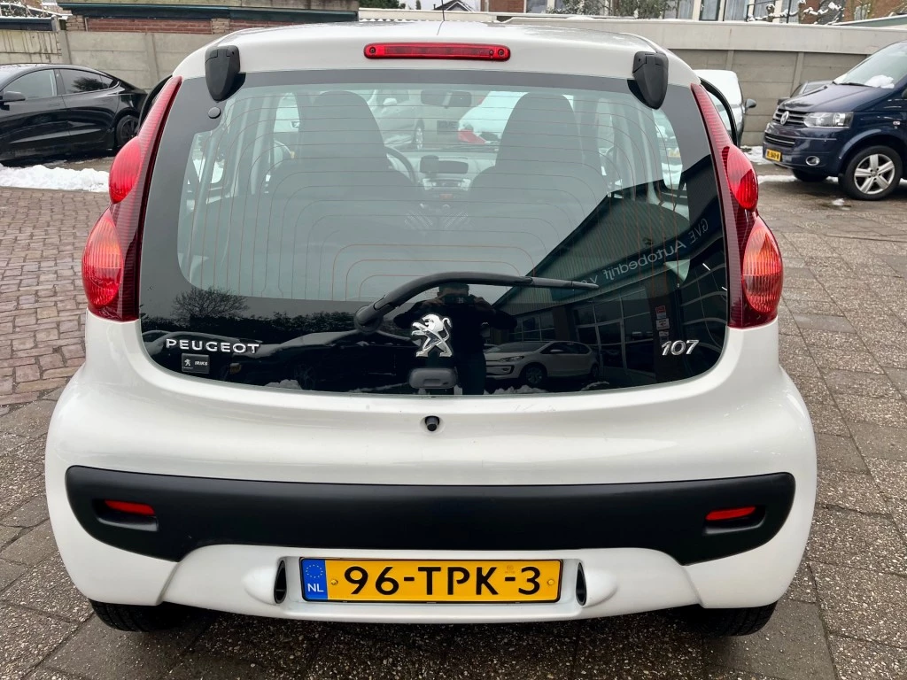 Hoofdafbeelding Peugeot 107