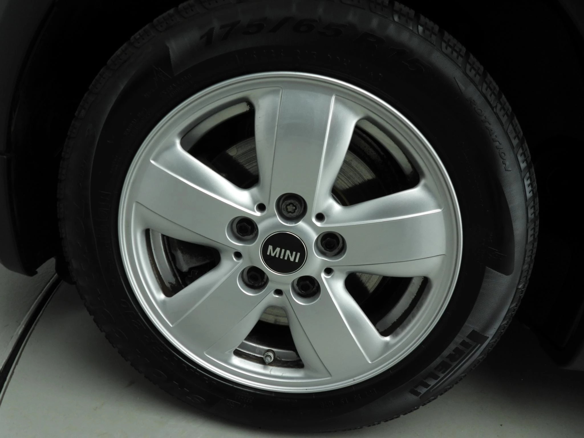 Hoofdafbeelding MINI 5-deurs