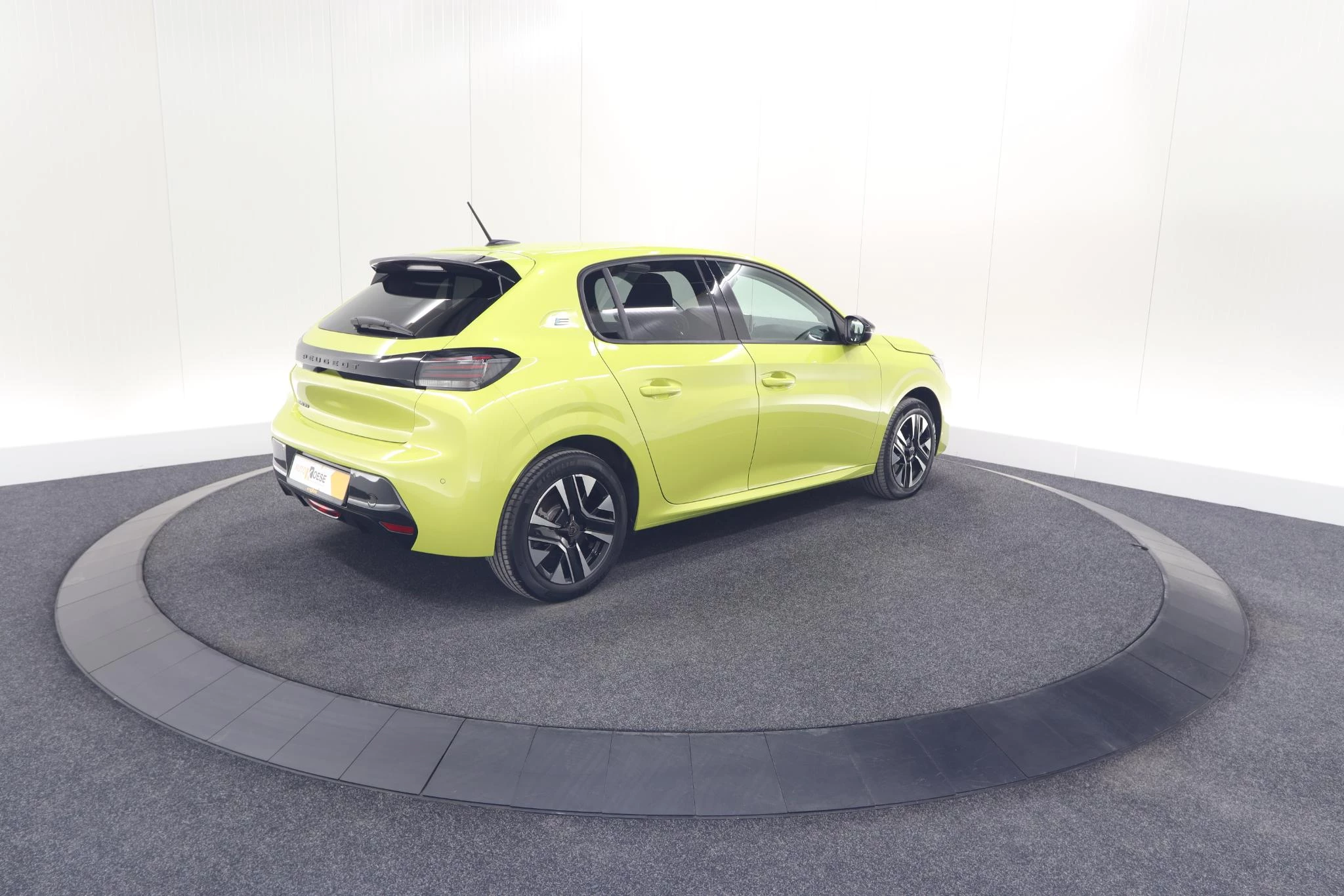 Hoofdafbeelding Peugeot e-208