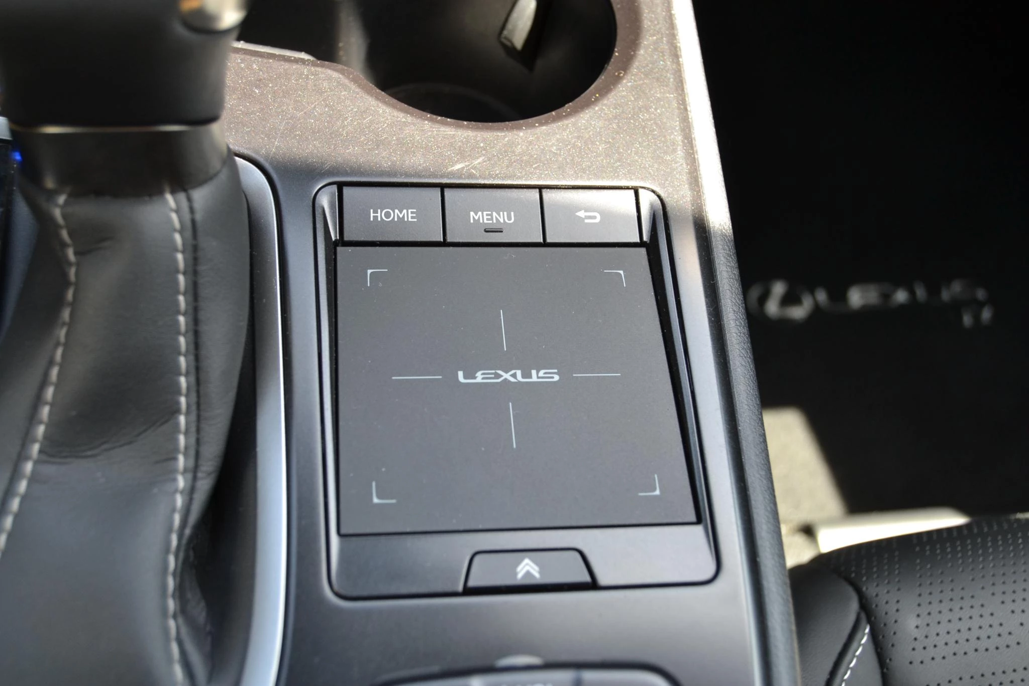 Hoofdafbeelding Lexus UX