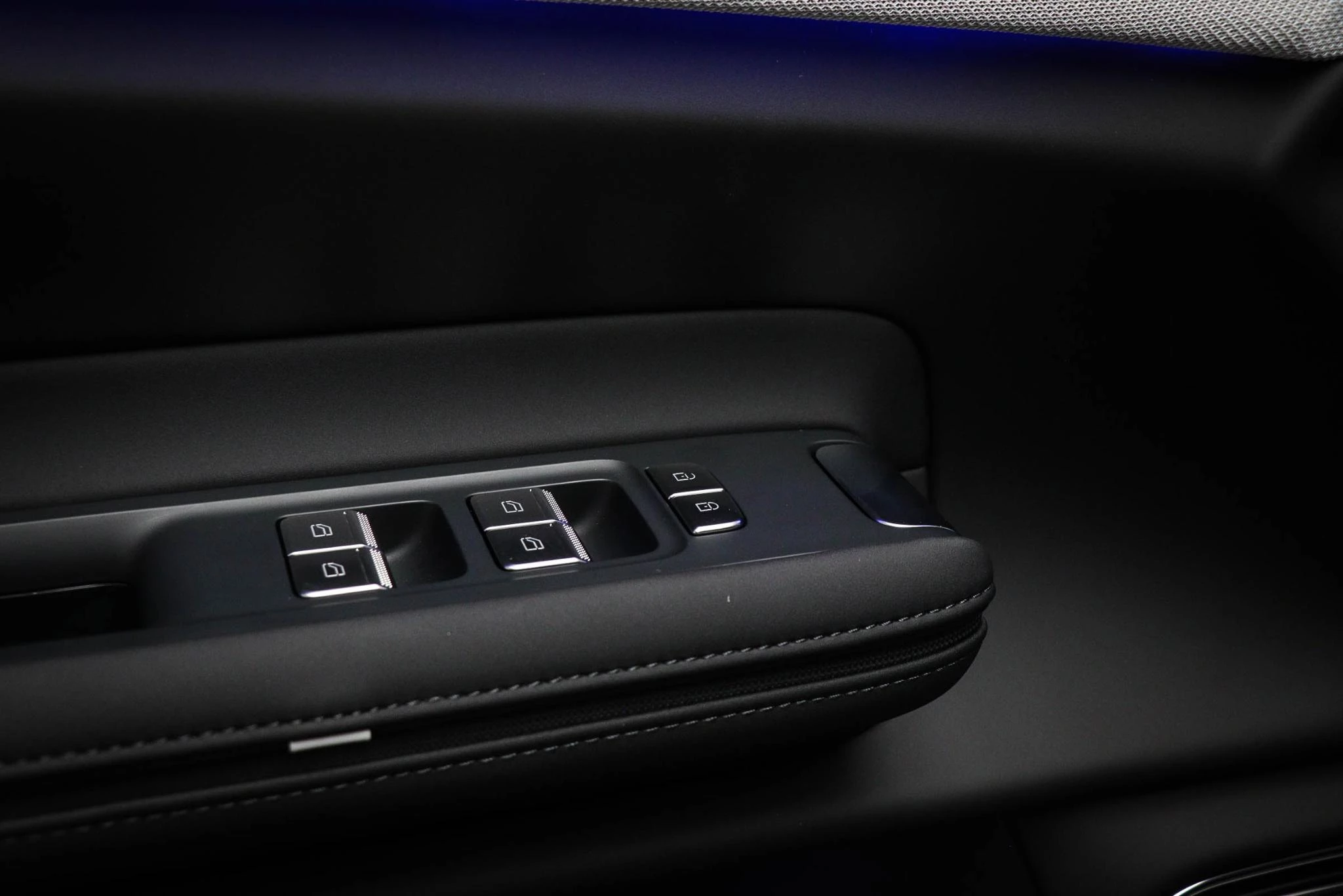 Hoofdafbeelding Polestar 4