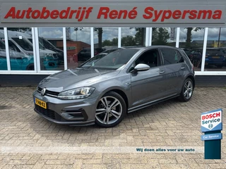 Volkswagen Golf 1.5 TSI Highline Business R-Line | Automaat | Parkeersensoren | Apple Carplay | Adaptieve Cruise