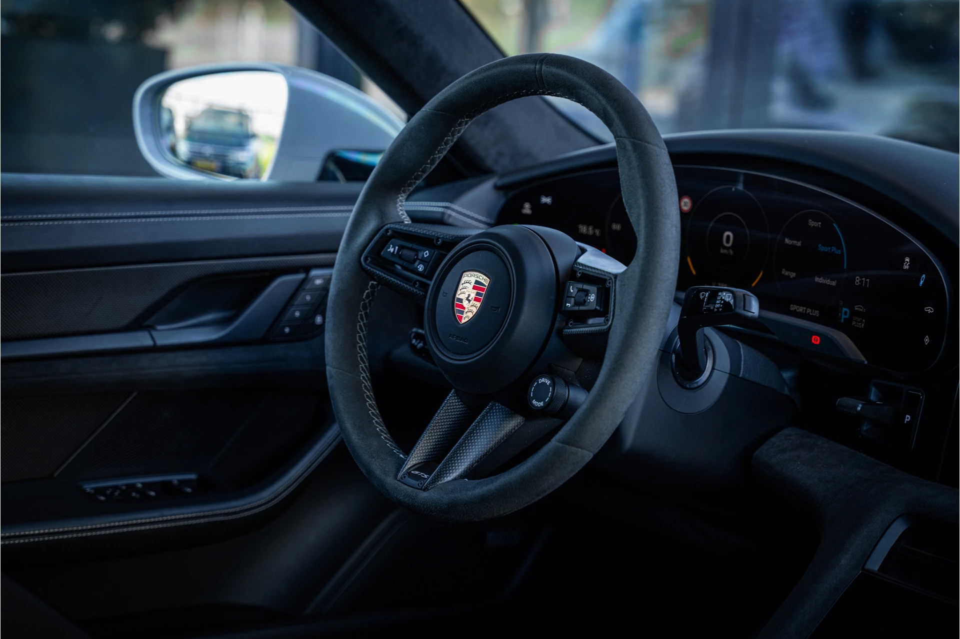 Hoofdafbeelding Porsche Taycan