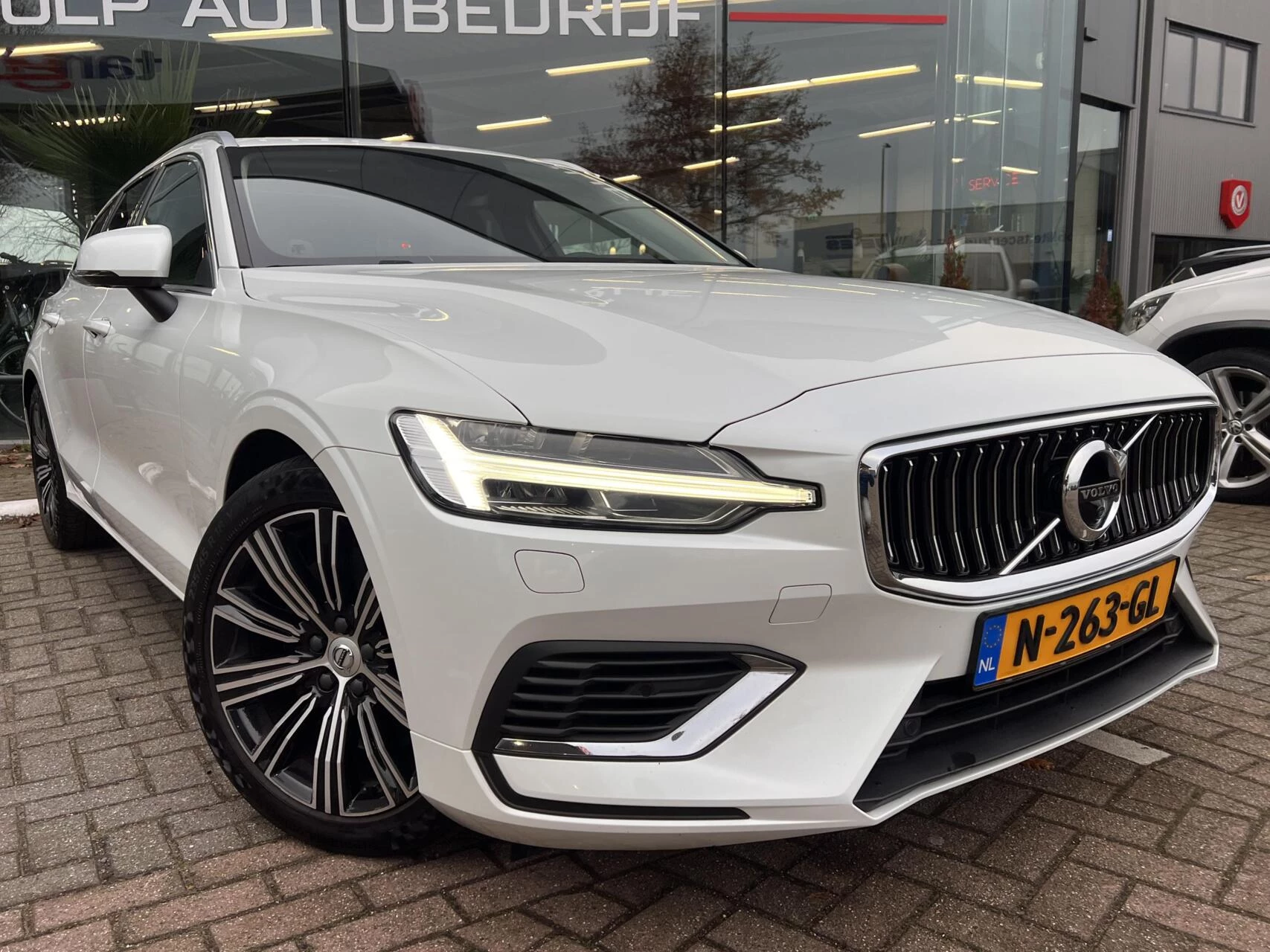 Hoofdafbeelding Volvo V60