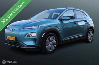 Hyundai Kona EV Fashion Design 64 kWh, 3-fasen, Stoel-stuurverwarming, SOH  99% , Pdc voor  + achter + Camera, Cruise, Clima, Navi, App Connect, Donker glas
