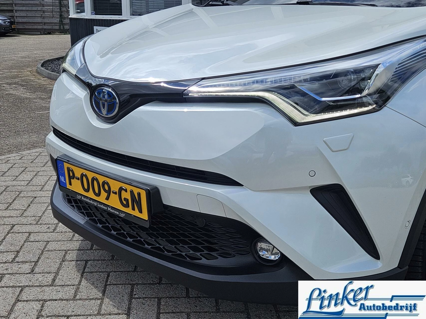 Hoofdafbeelding Toyota C-HR