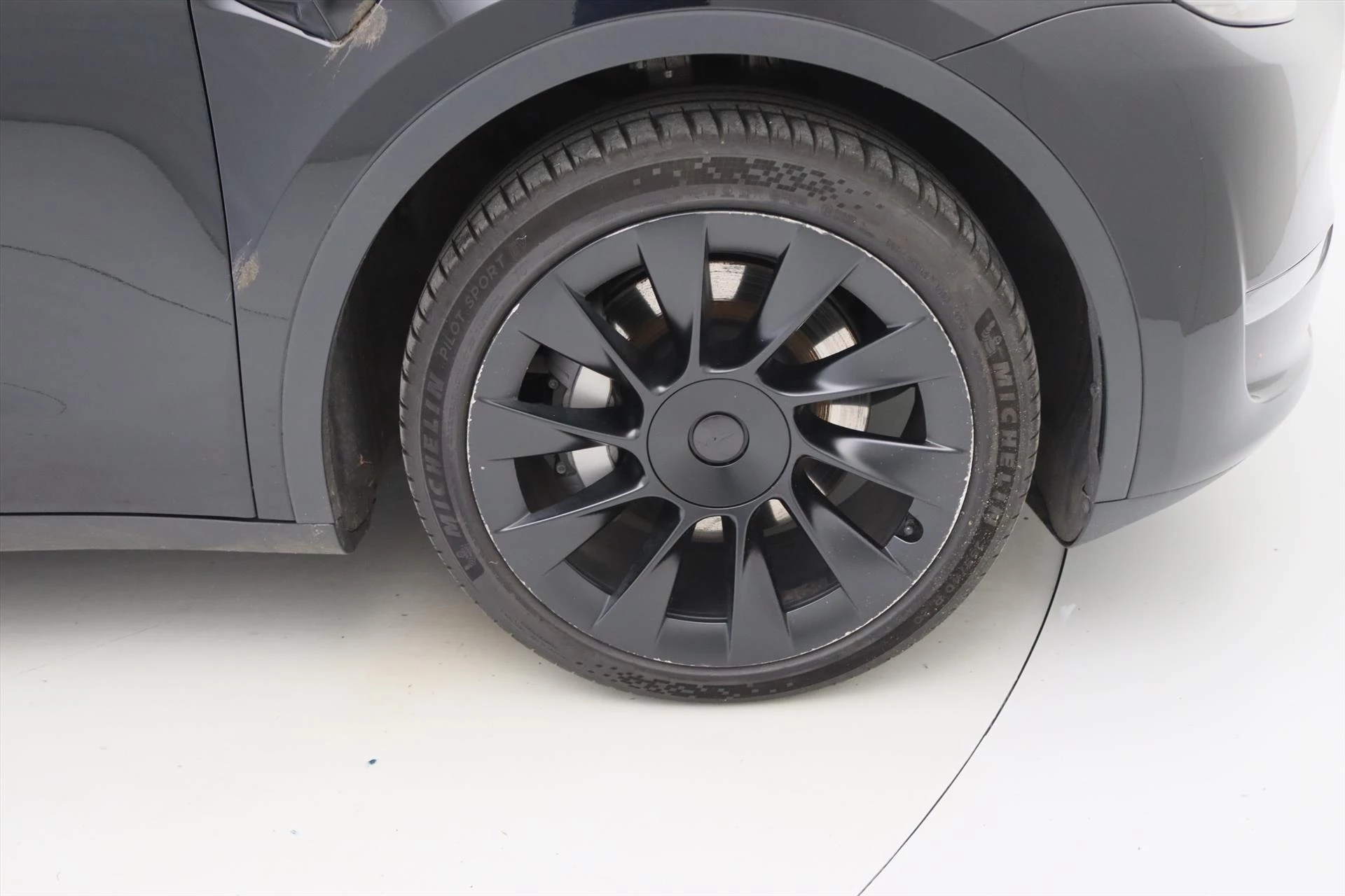 Hoofdafbeelding Tesla Model Y