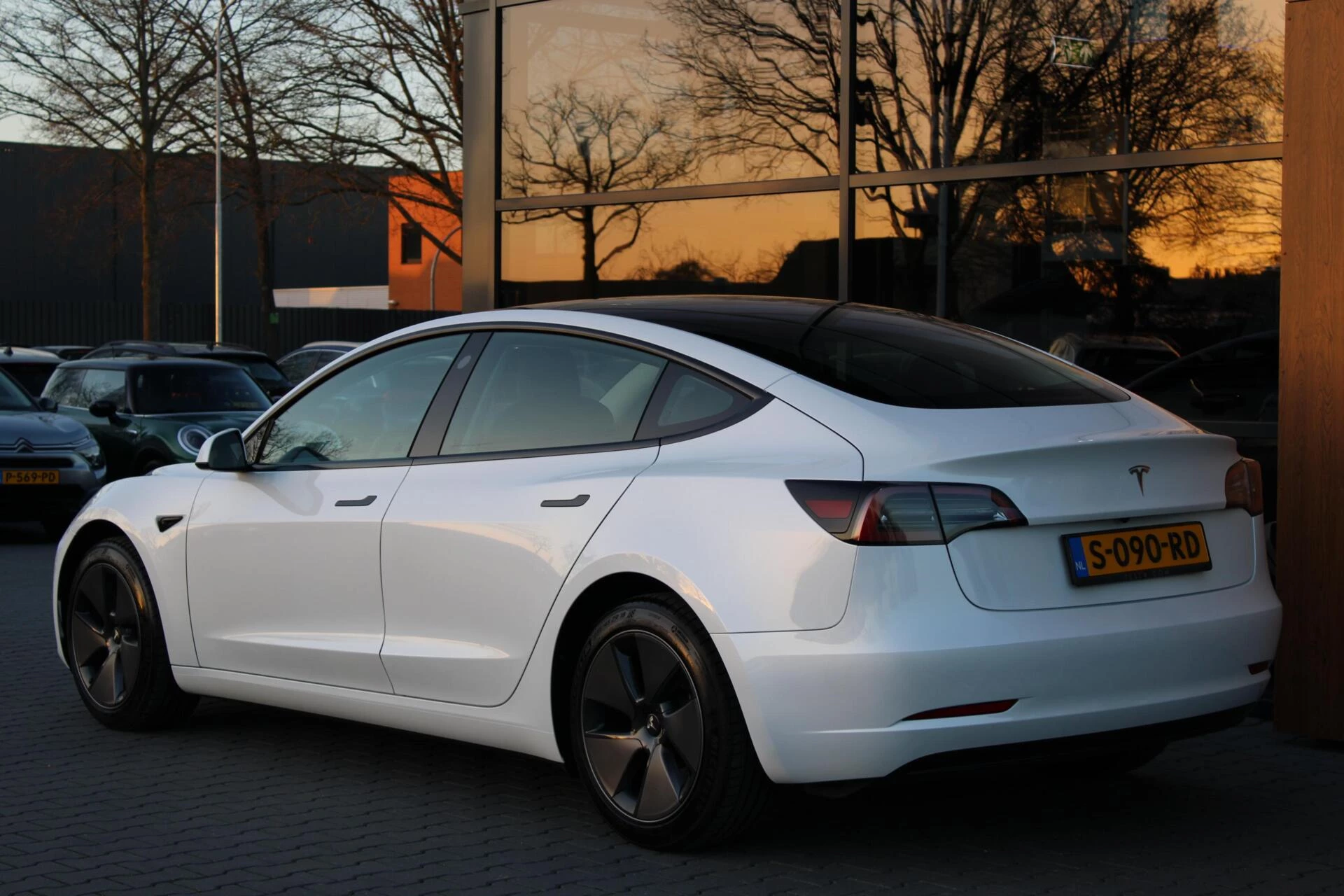 Hoofdafbeelding Tesla Model 3