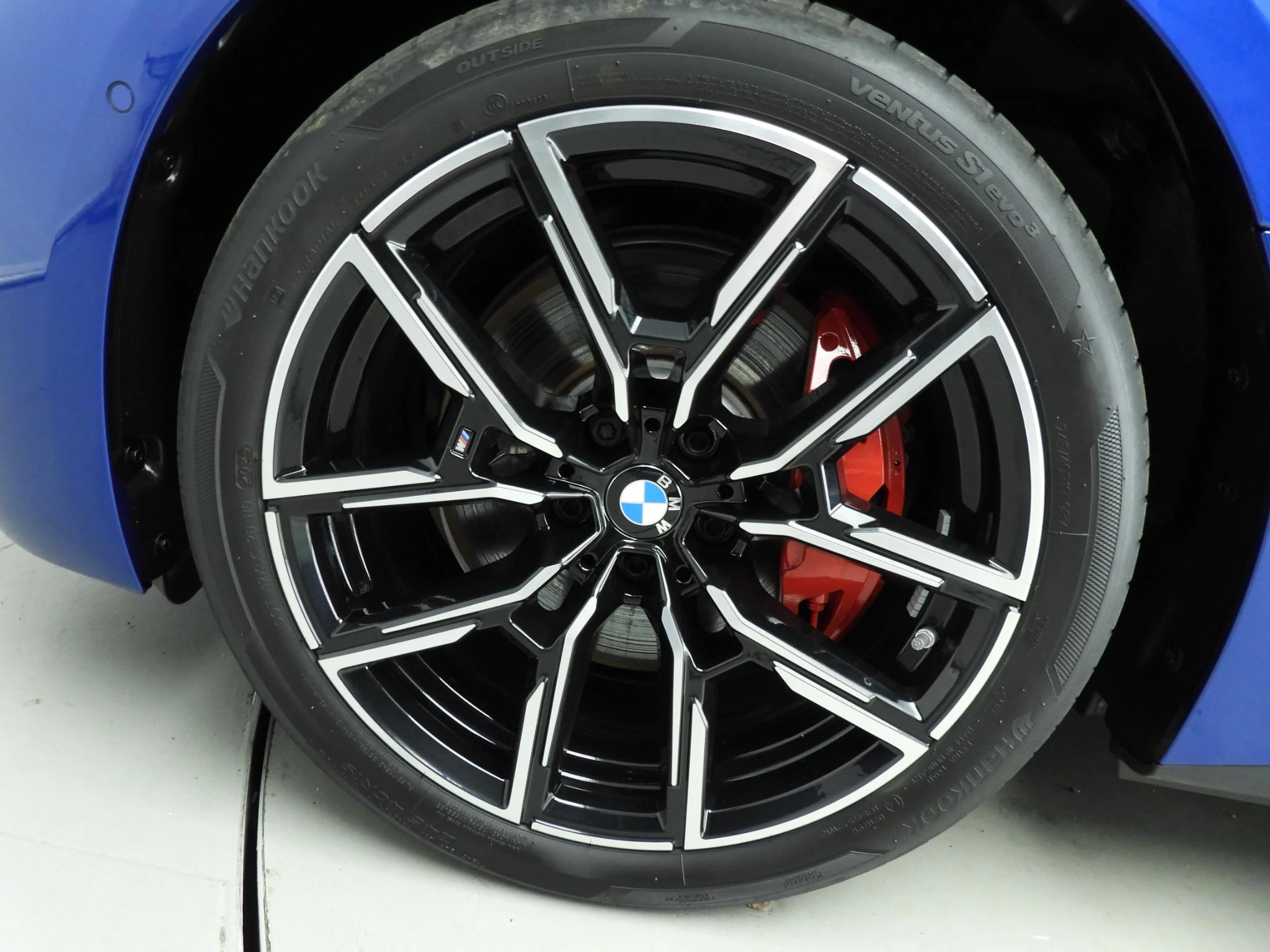 Hoofdafbeelding BMW i4