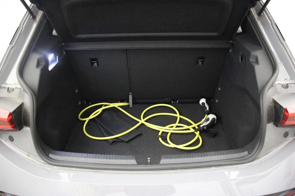 Hoofdafbeelding CUPRA Born