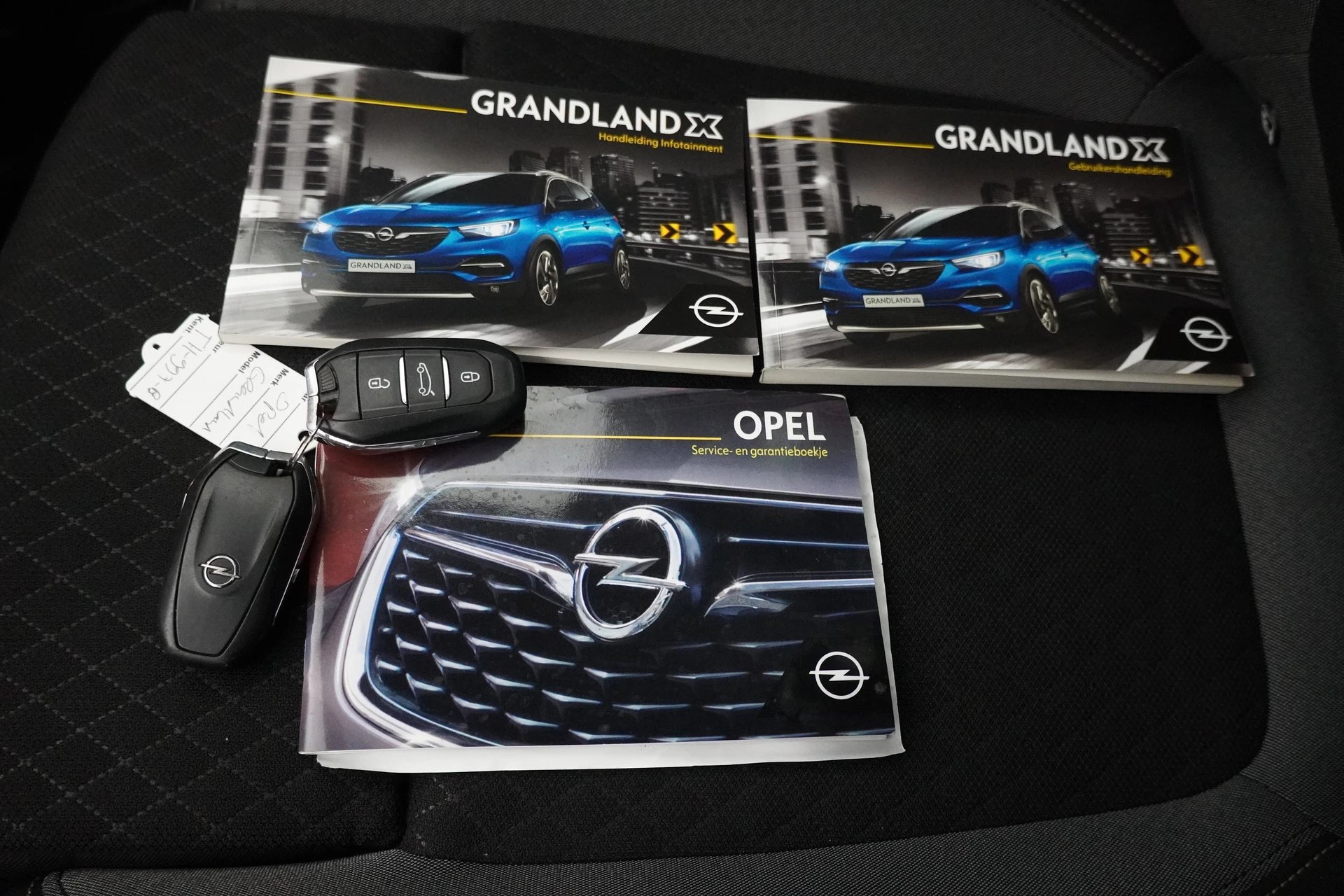 Hoofdafbeelding Opel Grandland X