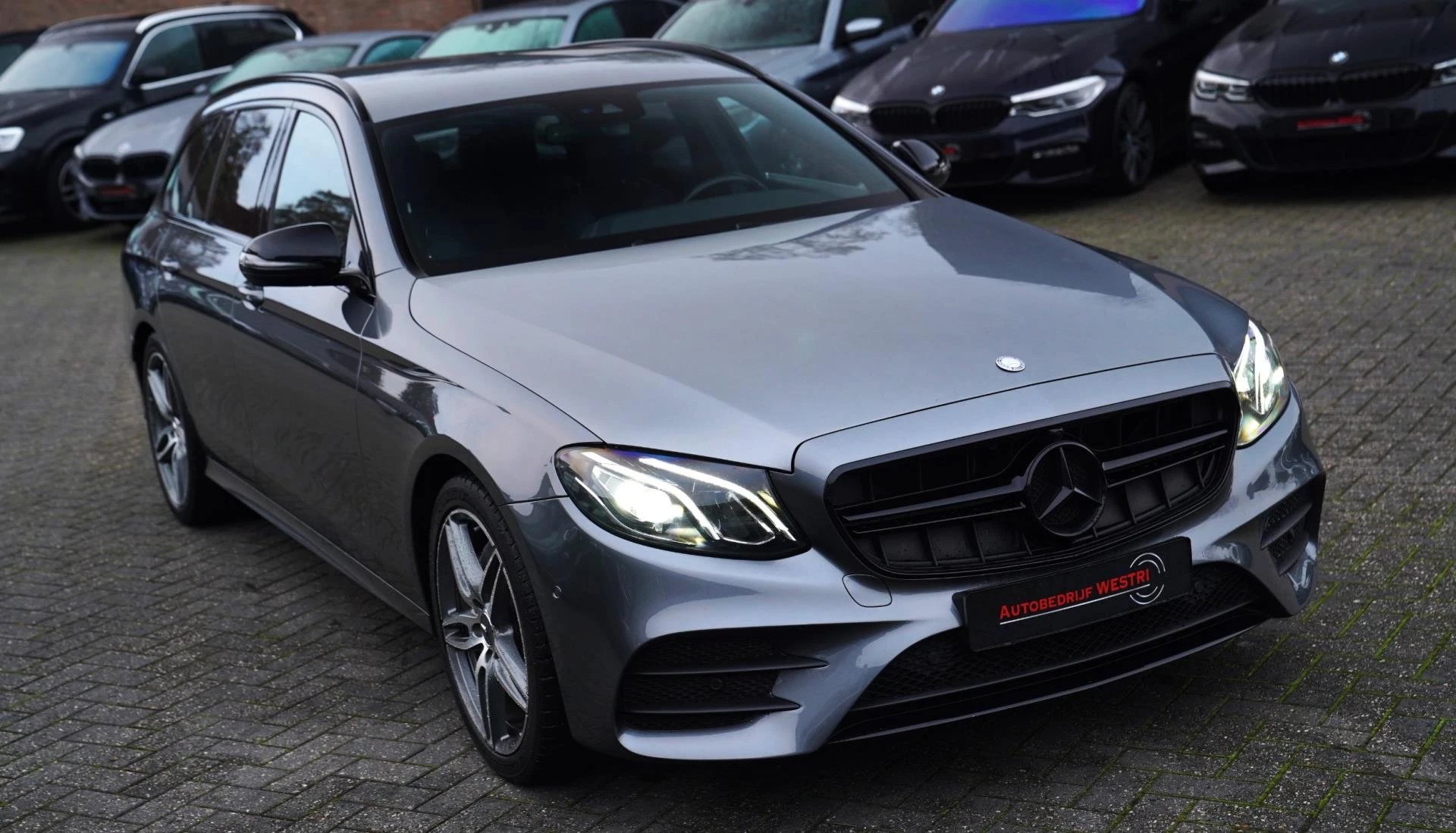 Hoofdafbeelding Mercedes-Benz E-Klasse