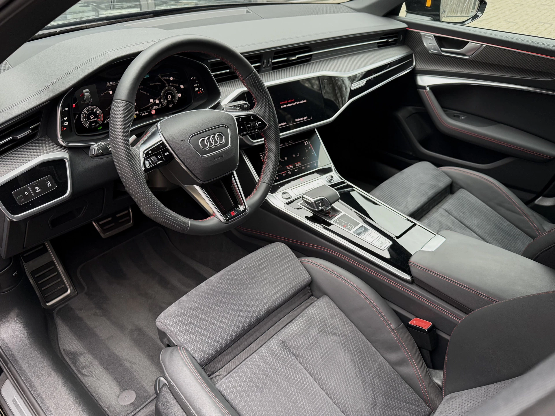 Hoofdafbeelding Audi A6