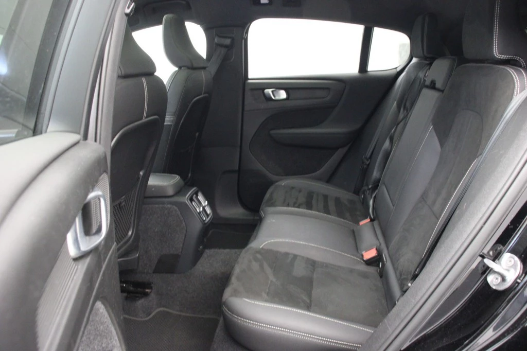 Hoofdafbeelding Volvo C40