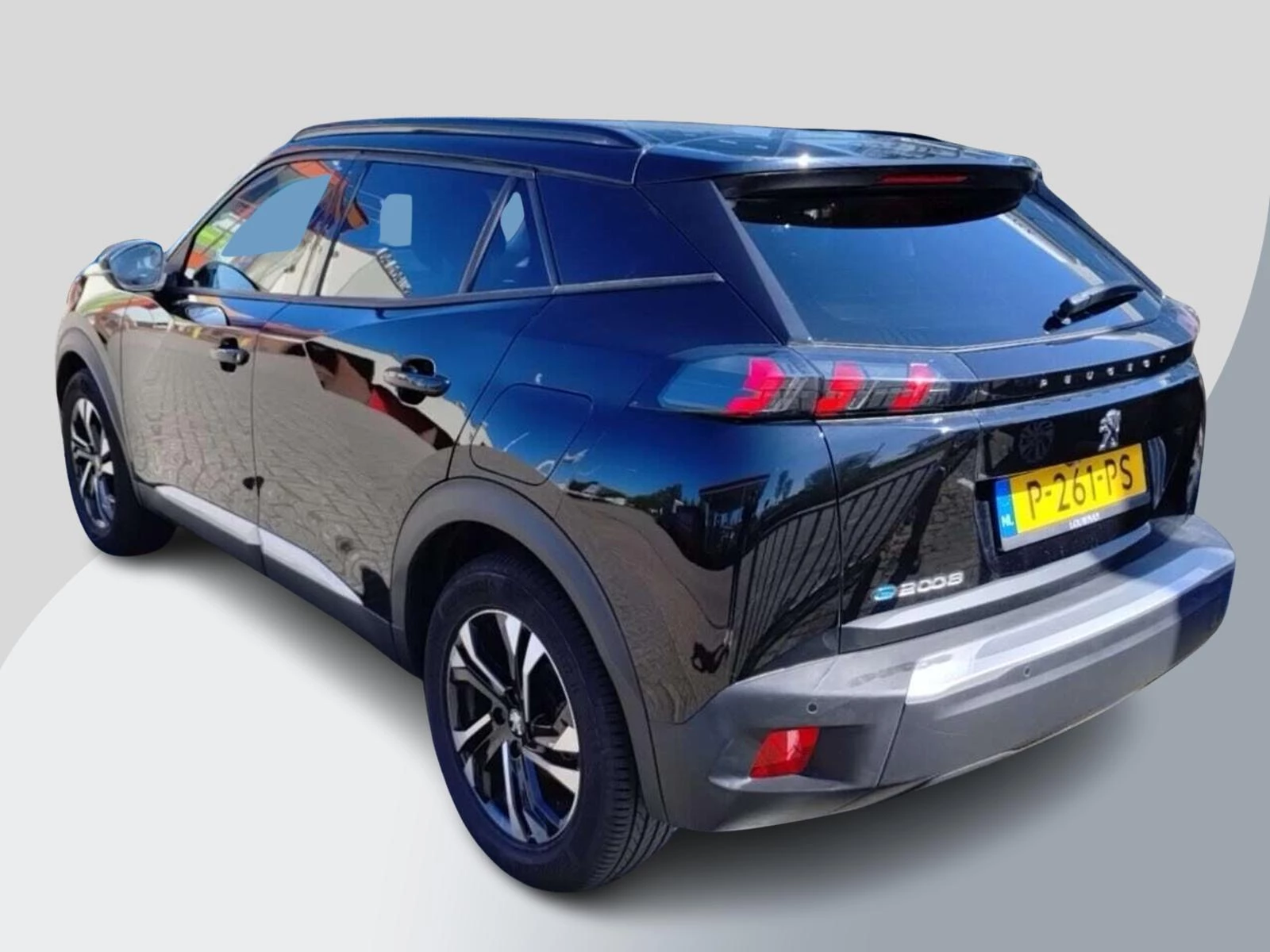 Hoofdafbeelding Peugeot e-2008