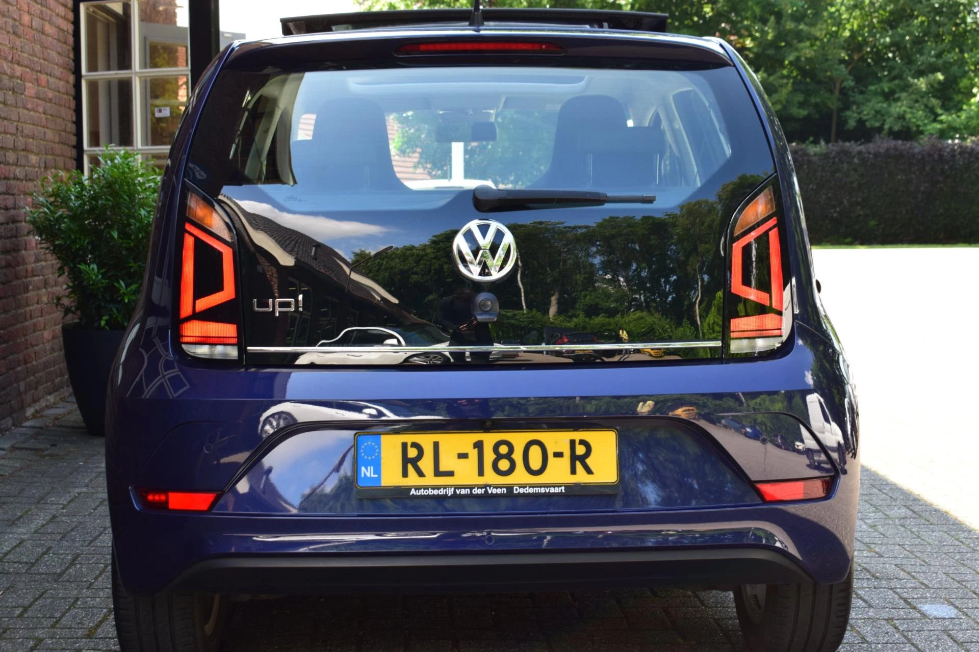 Hoofdafbeelding Volkswagen up!