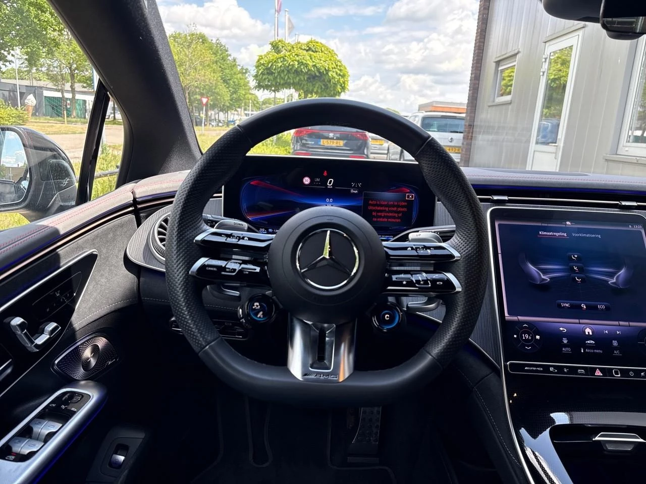 Hoofdafbeelding Mercedes-Benz EQE
