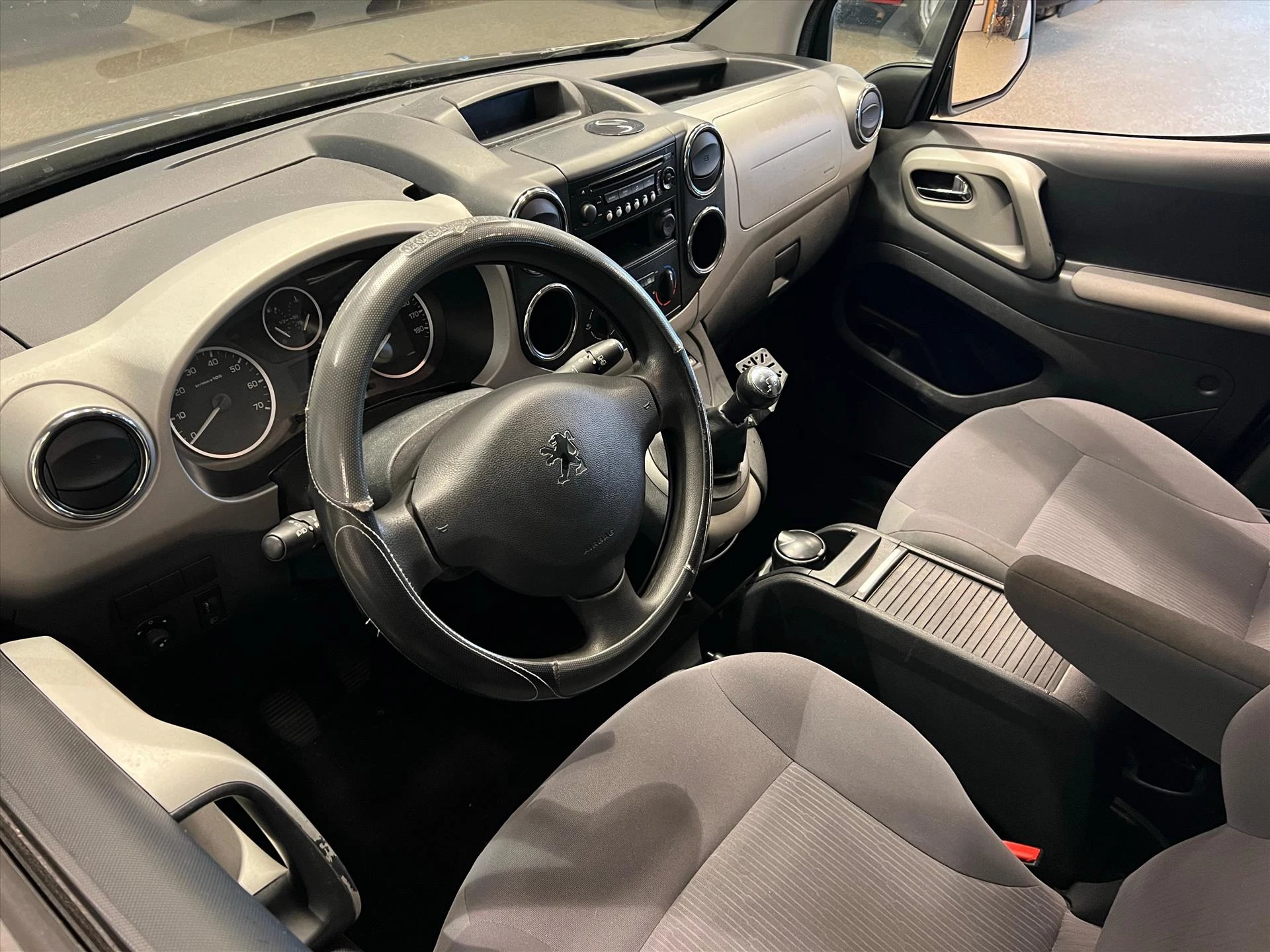 Hoofdafbeelding Peugeot Partner