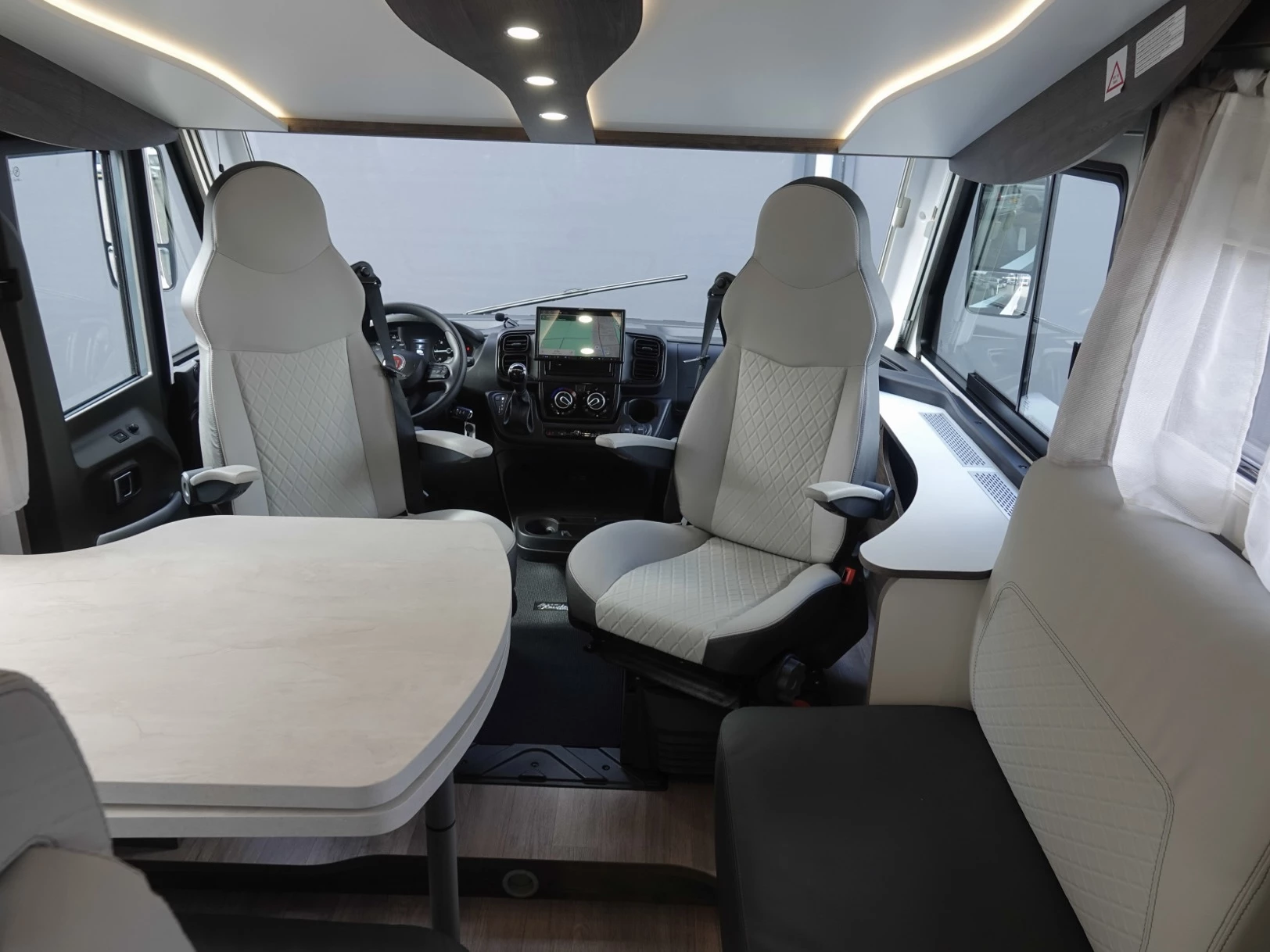 Hoofdafbeelding Benimar Amphitryon