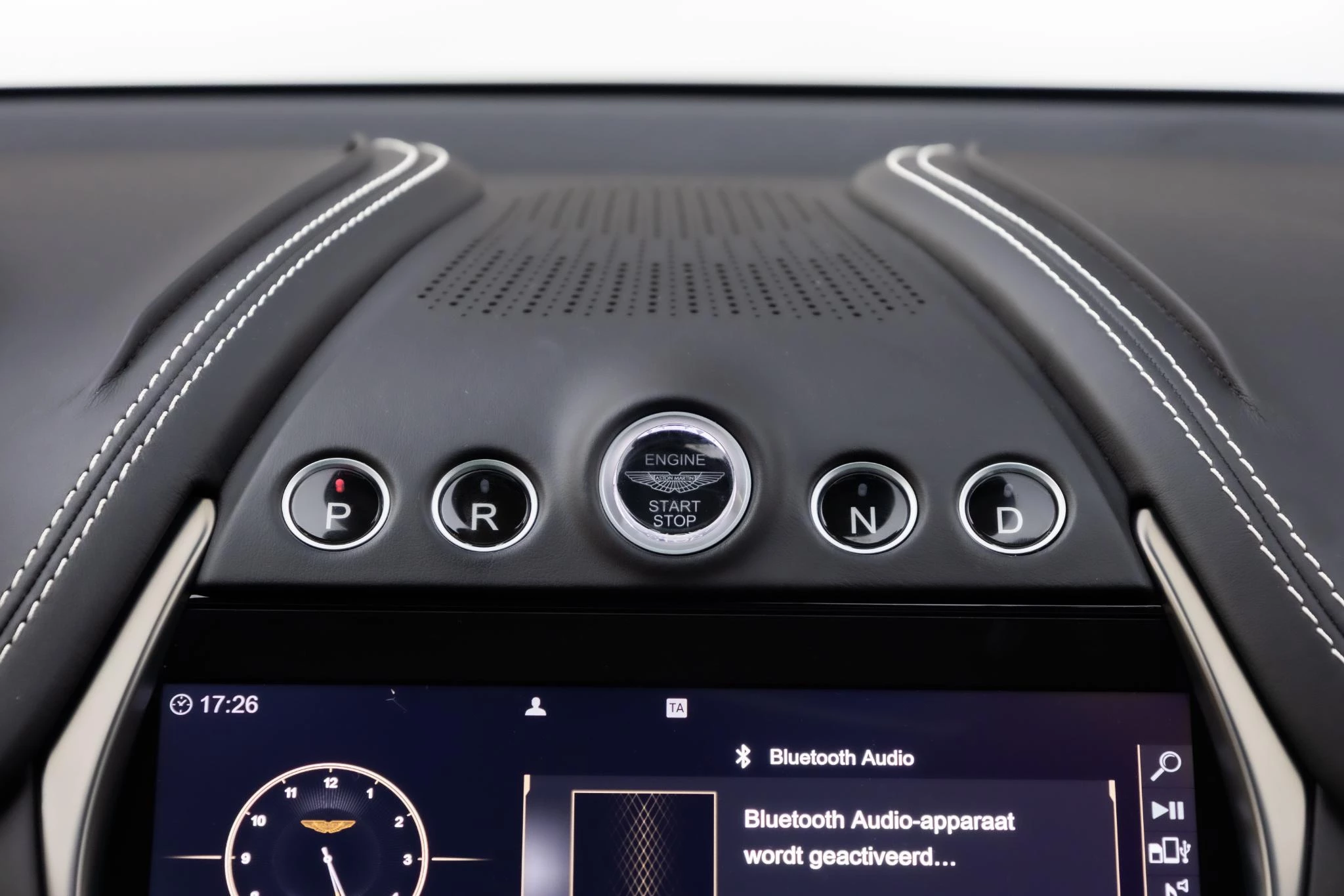 Hoofdafbeelding Aston Martin DBX