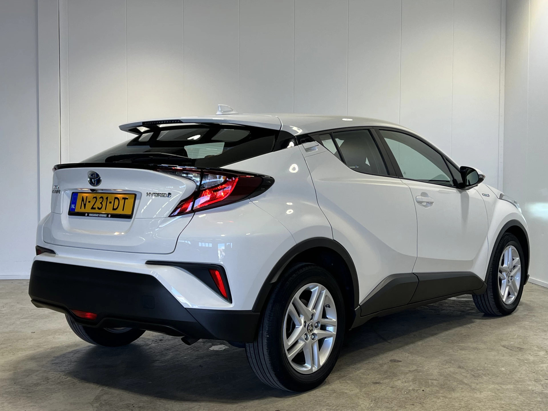 Hoofdafbeelding Toyota C-HR