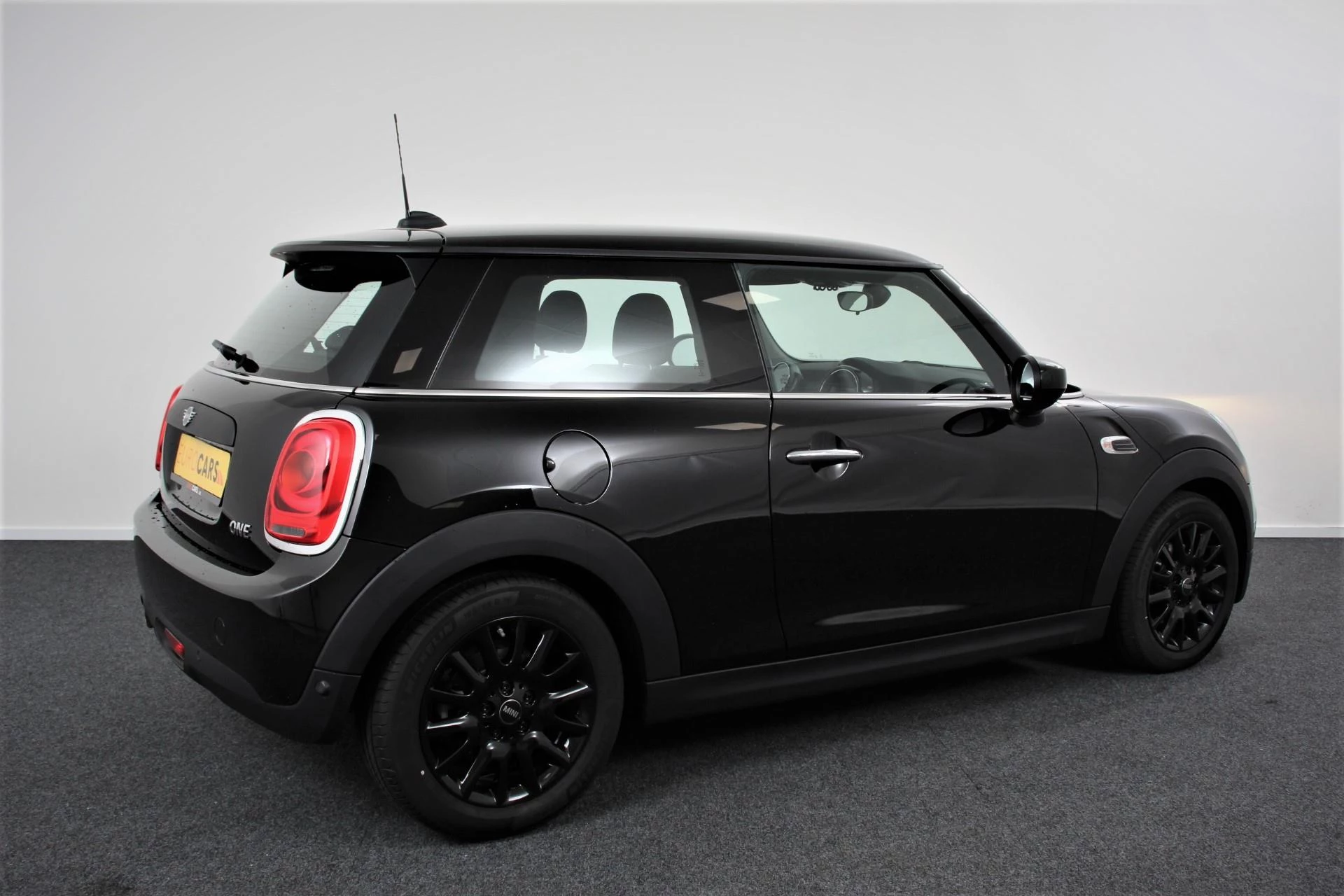 Hoofdafbeelding MINI One