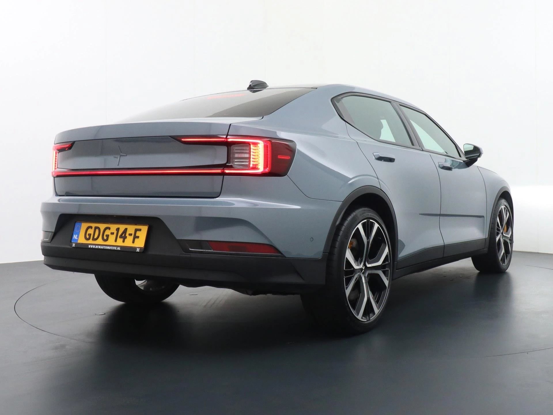 Hoofdafbeelding Polestar 2