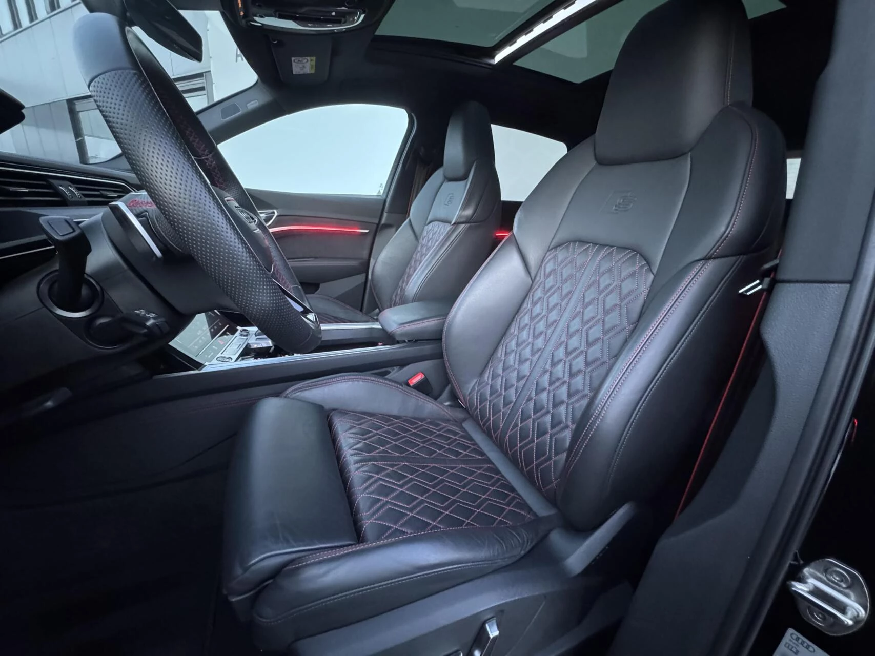 Hoofdafbeelding Audi Q8 e-tron