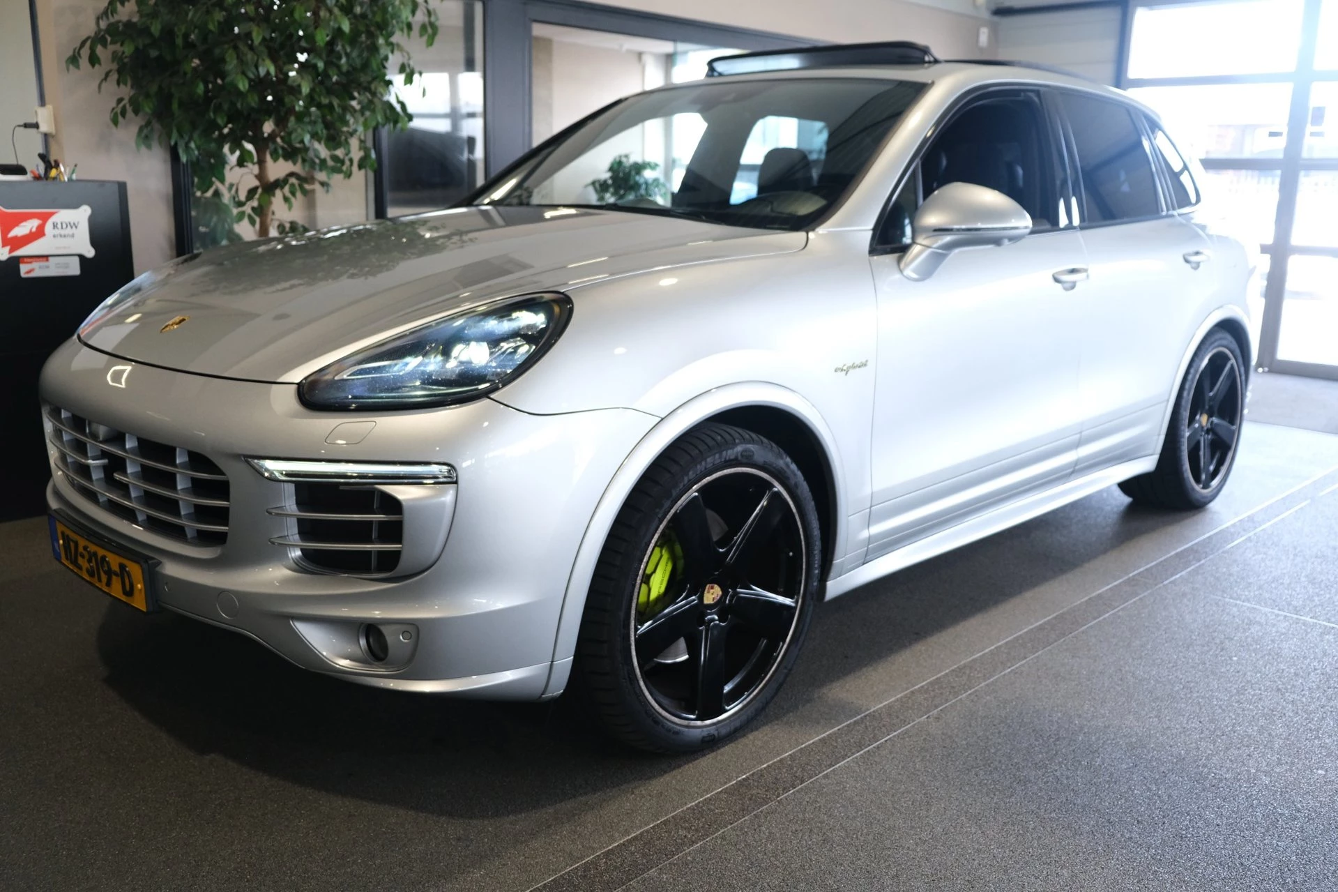 Hoofdafbeelding Porsche Cayenne