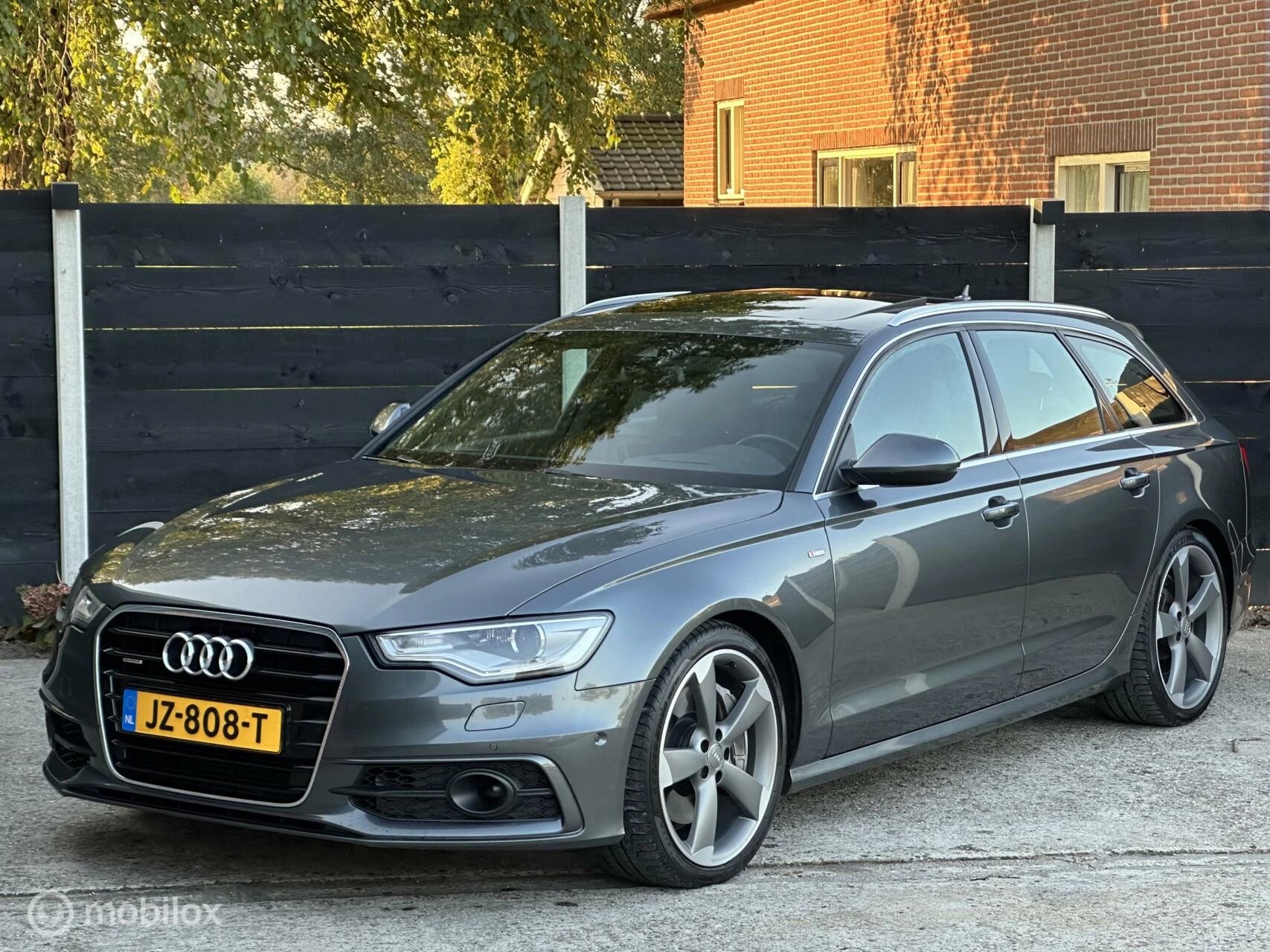 Hoofdafbeelding Audi A6