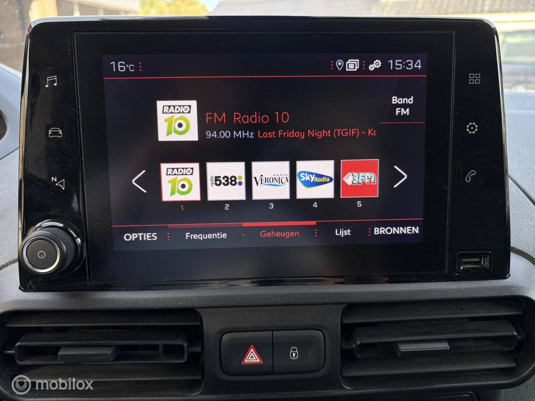 Hoofdafbeelding Peugeot Partner