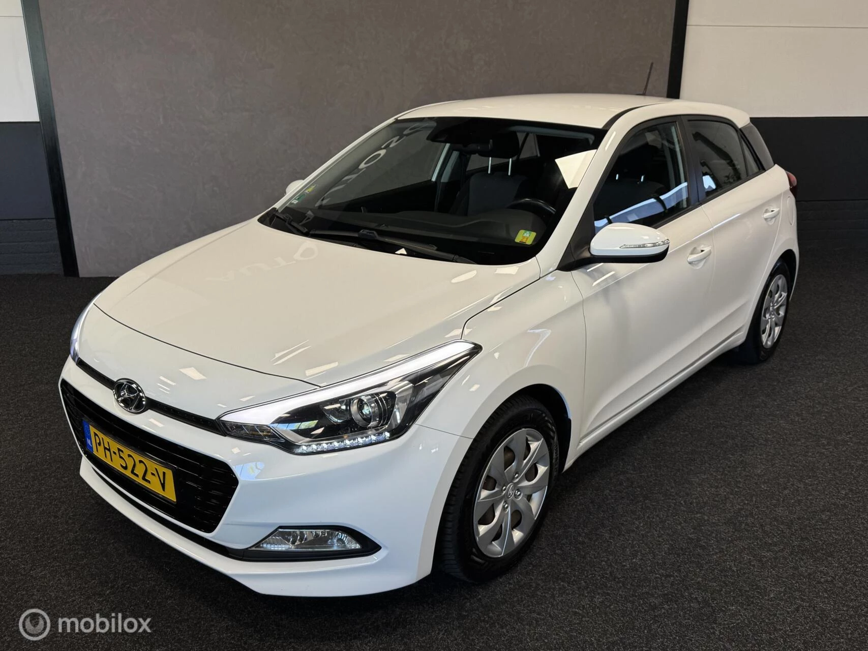 Hoofdafbeelding Hyundai i20