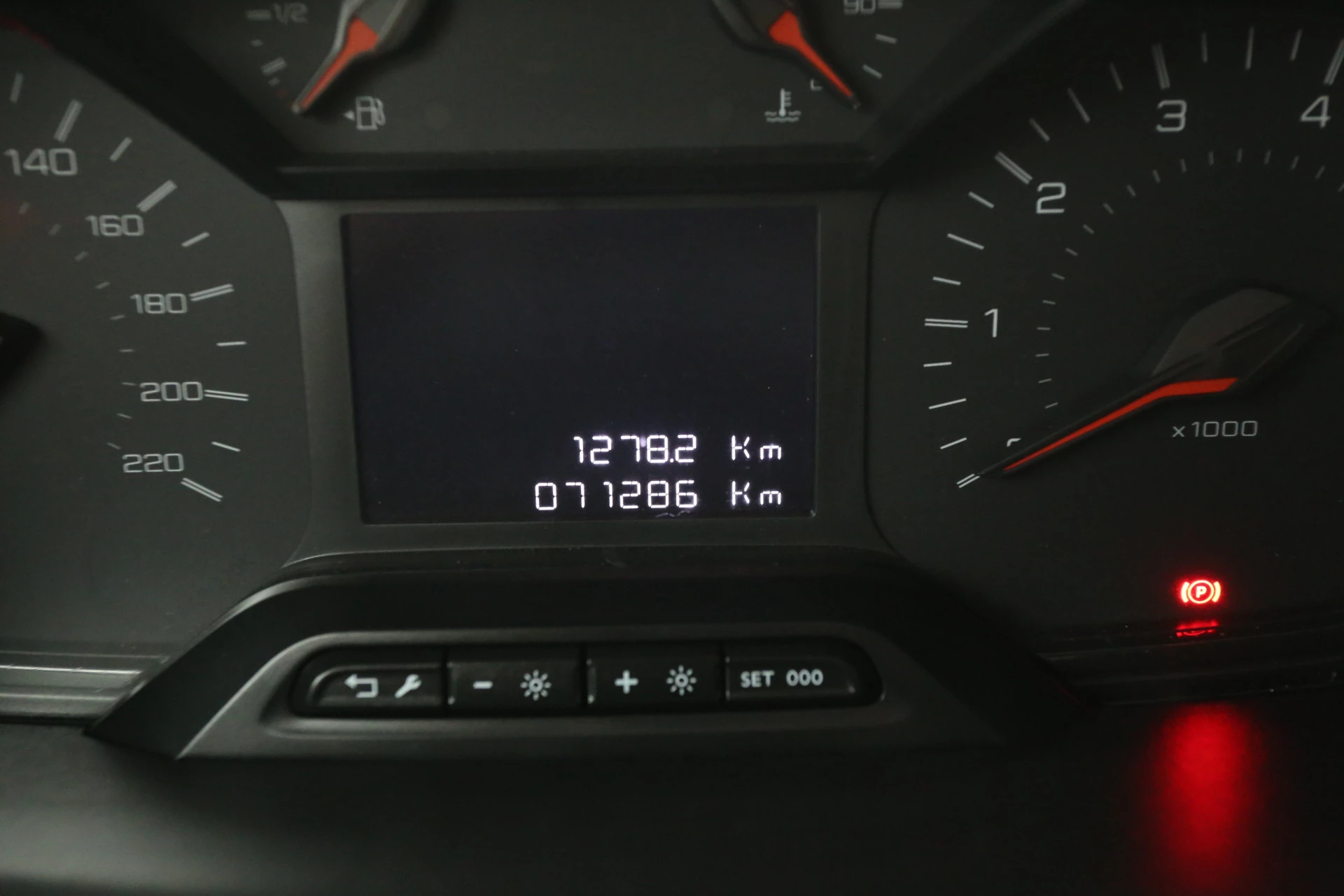 Hoofdafbeelding Peugeot Partner