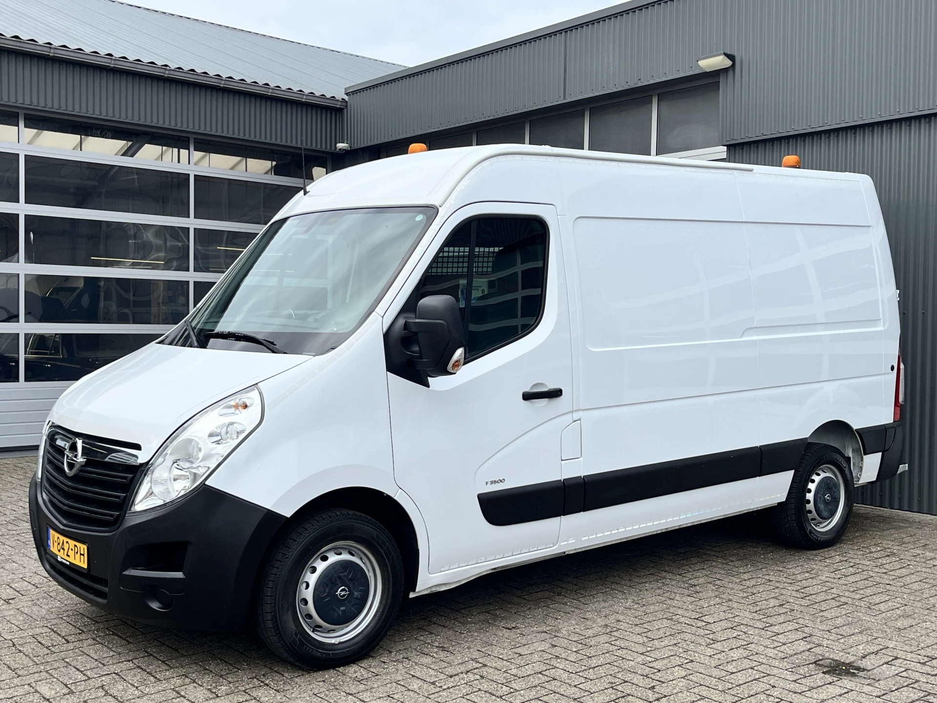 Hoofdafbeelding Opel Movano