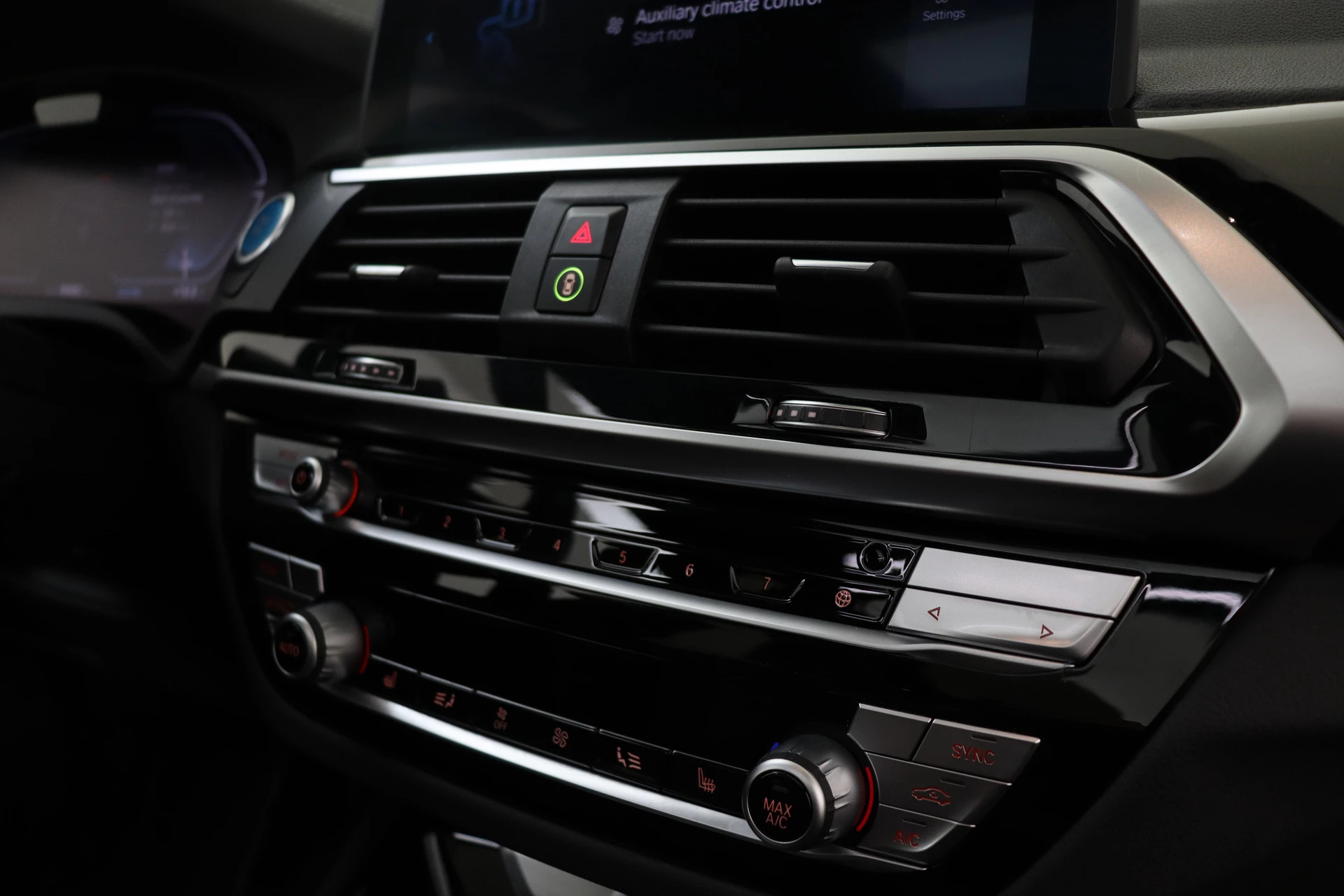 Hoofdafbeelding BMW iX3