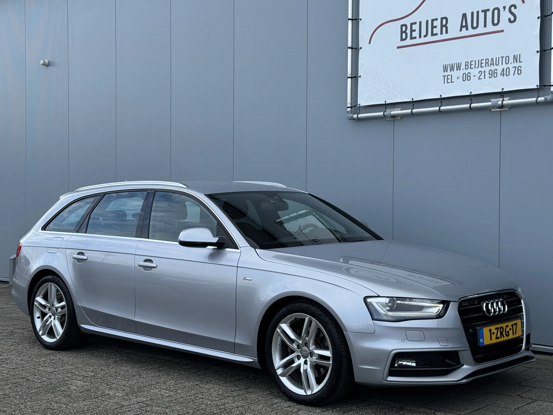 Hoofdafbeelding Audi A4