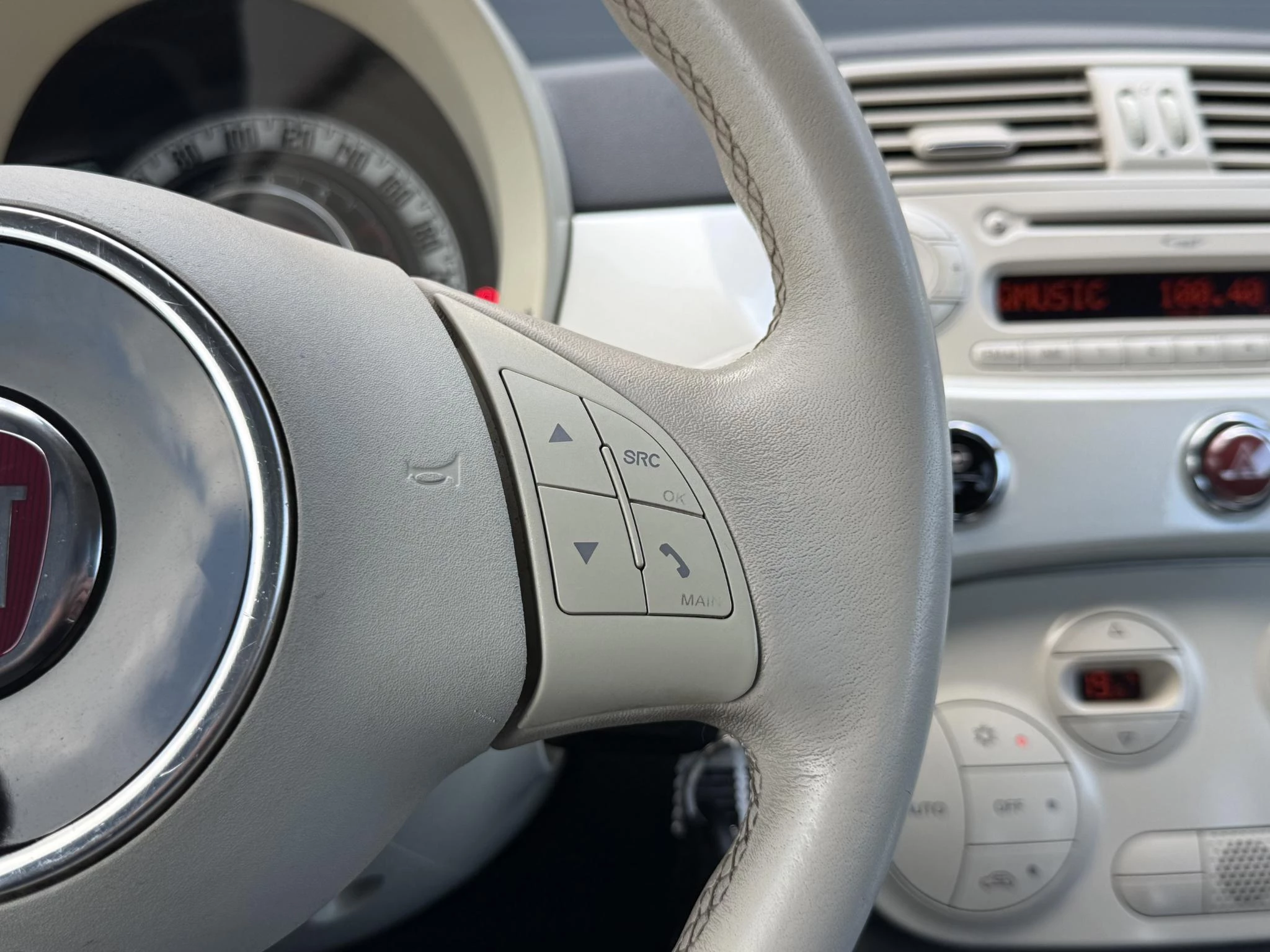 Hoofdafbeelding Fiat 500C