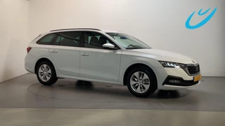 Skoda Octavia Combi 1.0 TSI Business Edition Virtual Cockpit Sfeerverlichting Navigatie Parkeersensoren DAB+