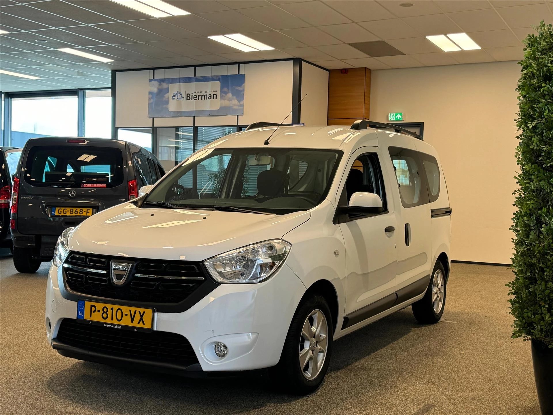 Hoofdafbeelding Dacia Dokker